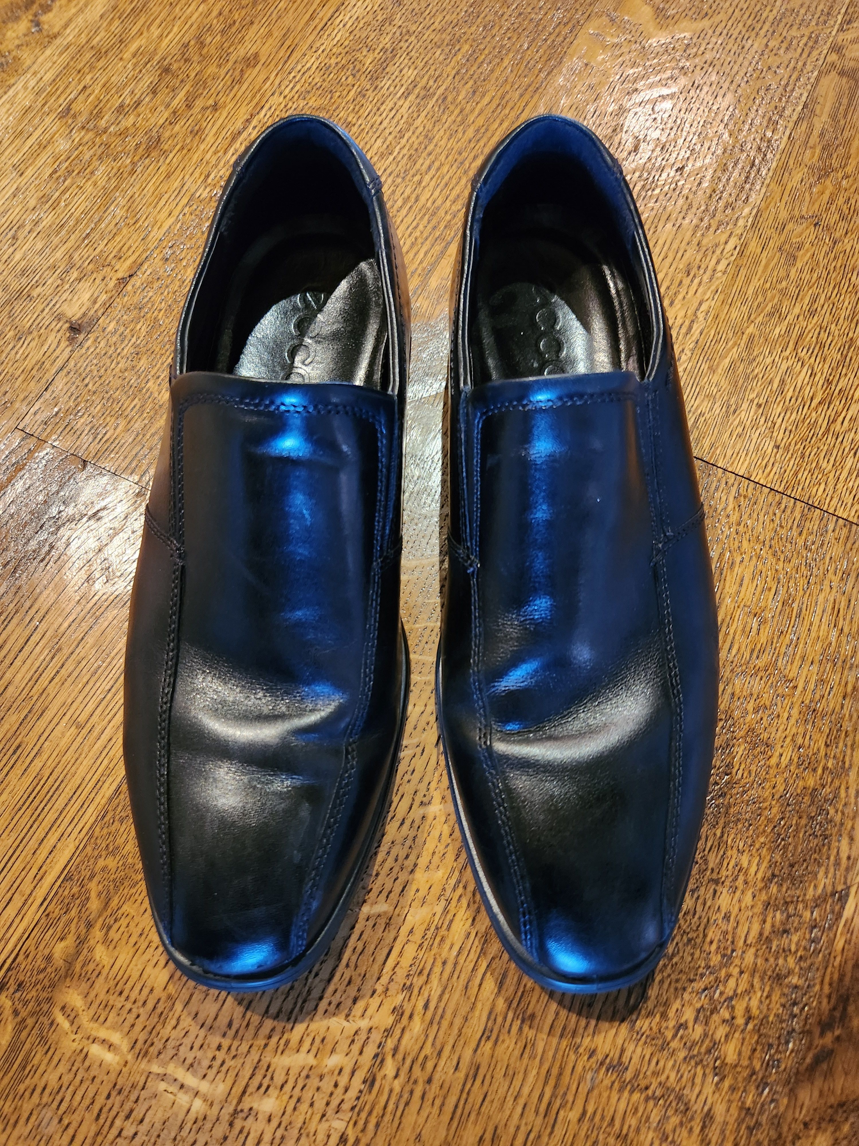 Ecco Men's Black Leather Slip On Shoes Size US 9 / EU 42 - 1 Thumbnail