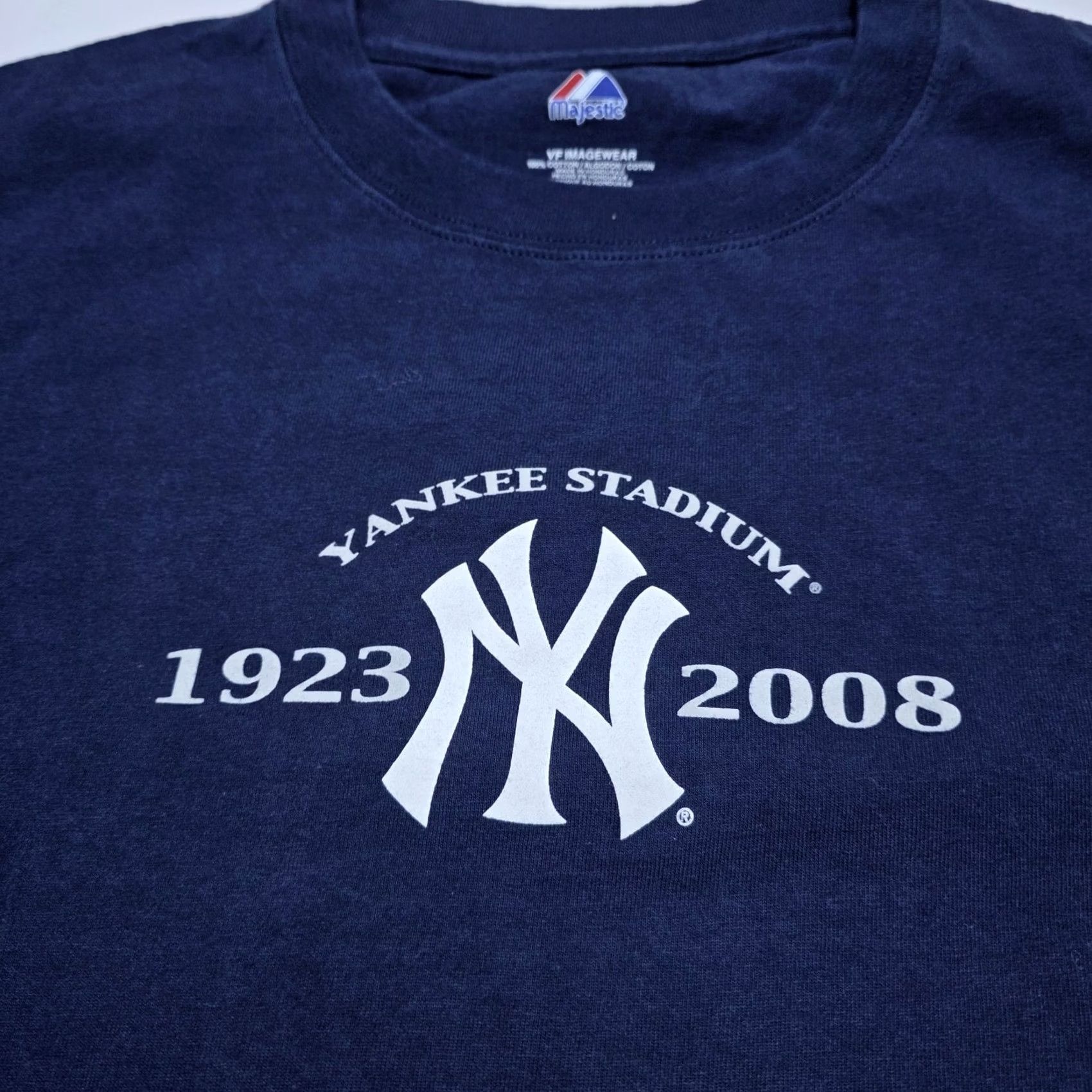 MLB VINTAGE Majestic MLB New York Yankees Stadium Greatest Moments T-Shirt XL Baseball Shirt Mens Blue 2000s Size US XL / EU 56 / 4 - 4 Thumbnail