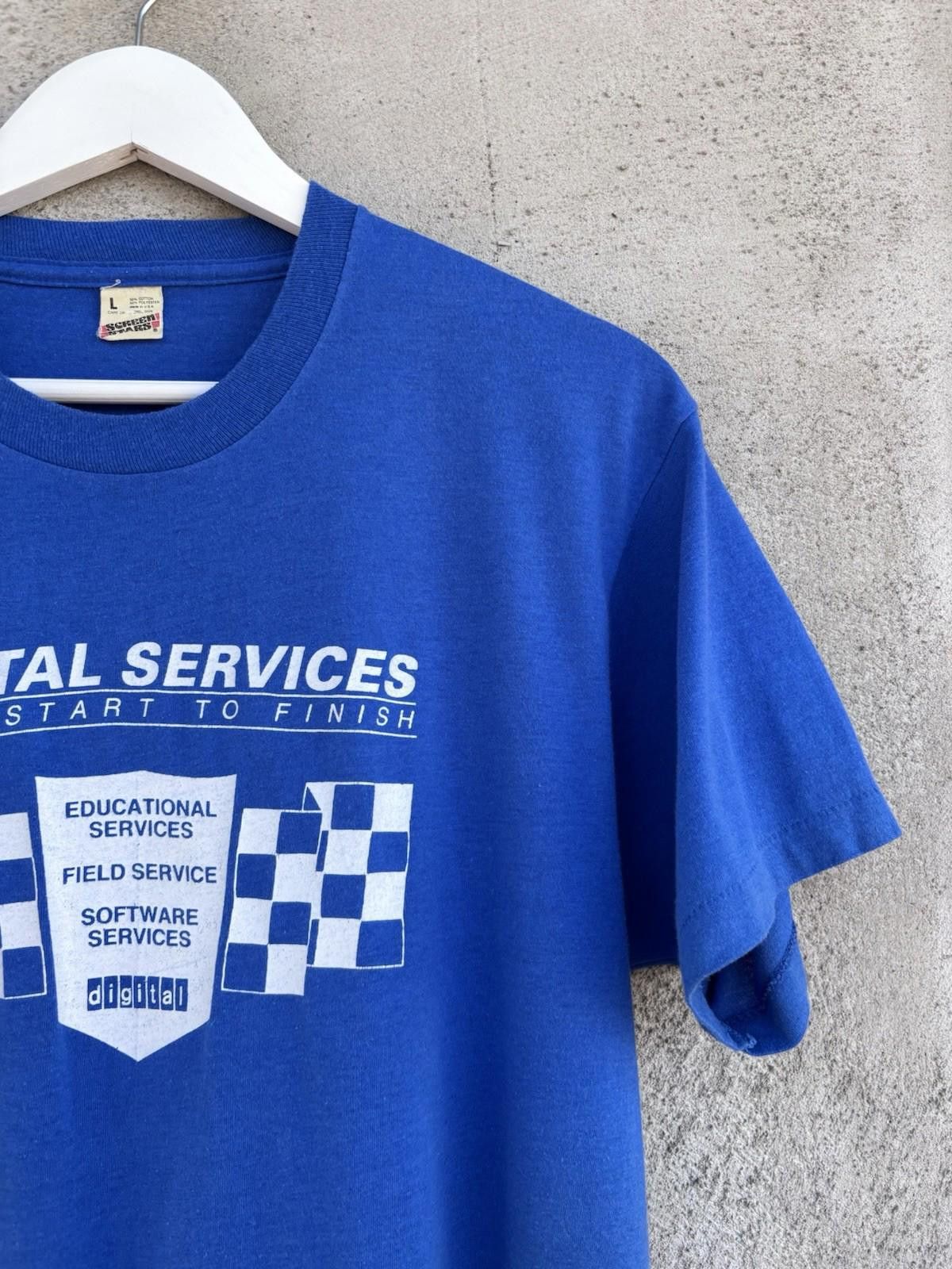 Vintage Vintage 1980s Digital Services T-shirt Large Screen Stars Size US L / EU 52-54 / 3 - 4 Thumbnail