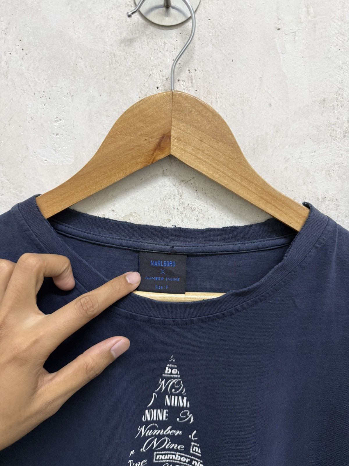 Number (N)ine Distressed Number Nine x Marlboro Star All Logo Tees Size US M / EU 48-50 / 2 - 3 Thumbnail