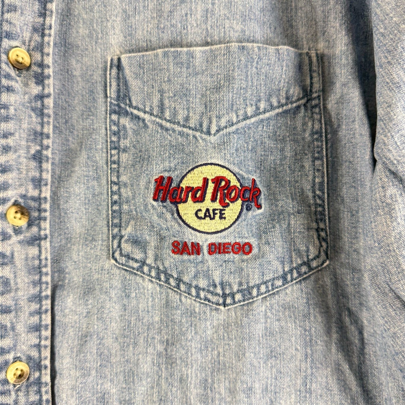 Hard Rock Cafe Hard Rock Cafe Button-Up Shirt Mens Medium Blue Denim Vintage Long Sleeve Casual Size US M / EU 48-50 / 2 - 5 Thumbnail