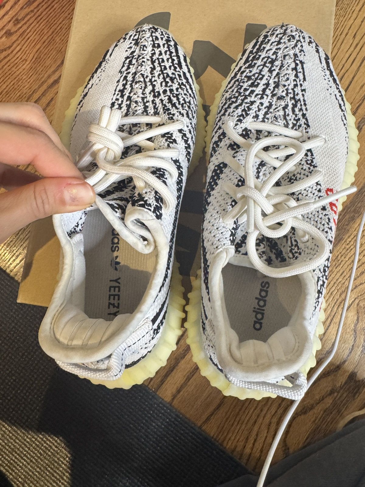 Adidas Yeezy Boost 350 V2 Zebra Size US 5 / EU 37 - 7 Thumbnail