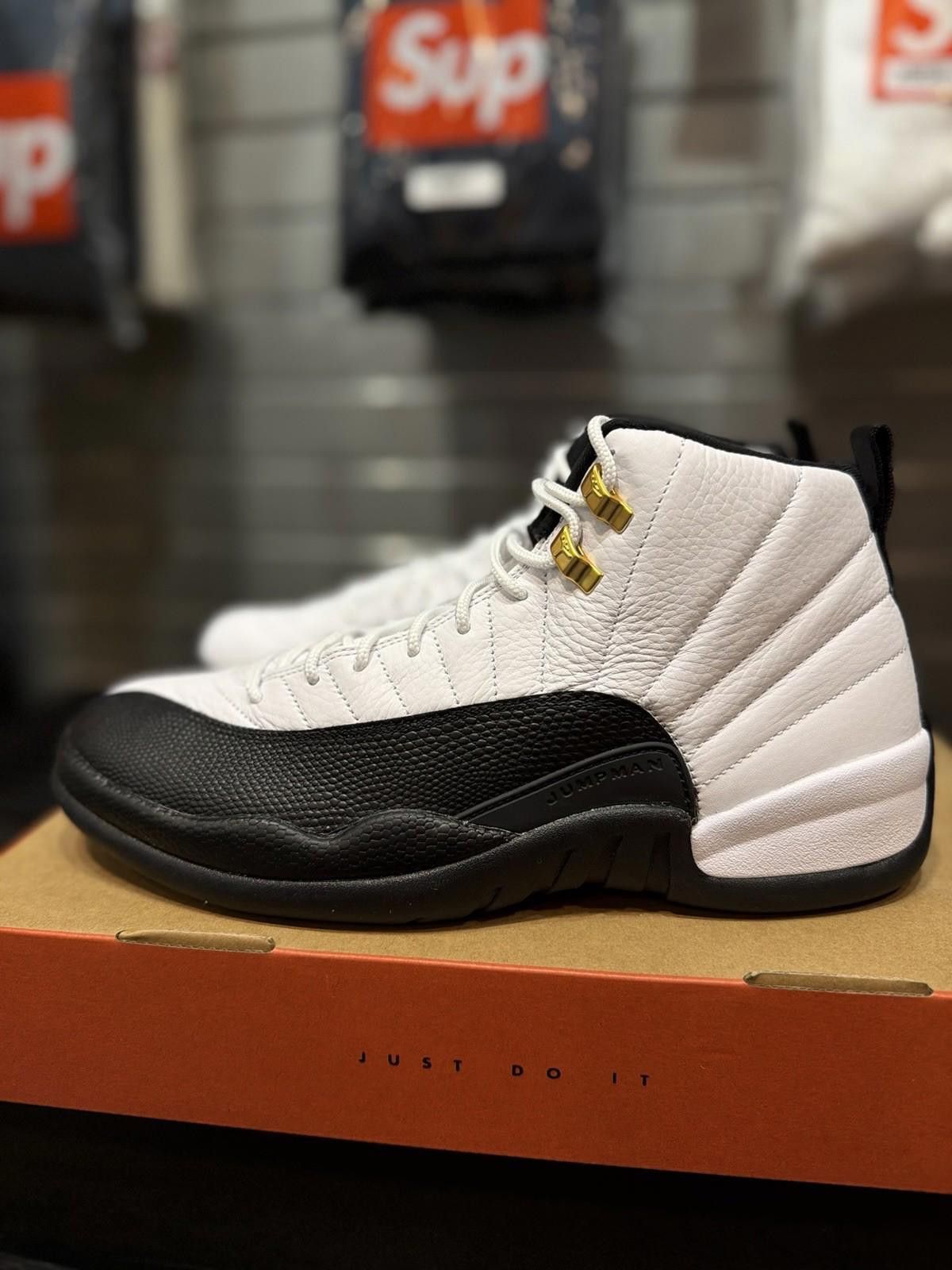 Jordan Brand Air Jordan 12 Retro Taxi 2025 Size 11 Brand New CT8013-117 Size US 11 / EU 44 - 8 Thumbnail