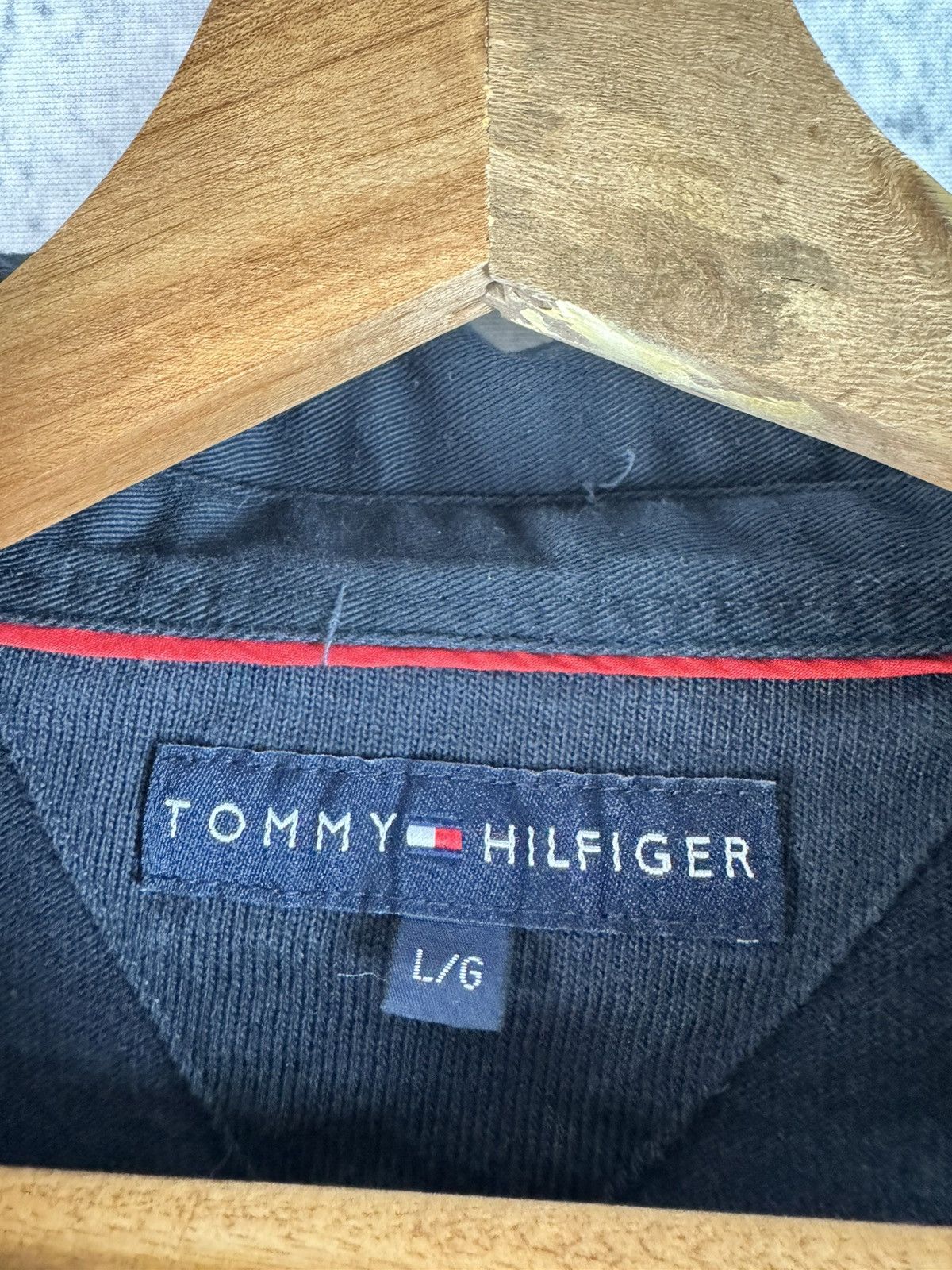 Tommy Hilfiger Vintage Tommy Hilfiger Rare 85 Rugby Shirt Size US L / EU 52-54 / 3 - 3 Thumbnail