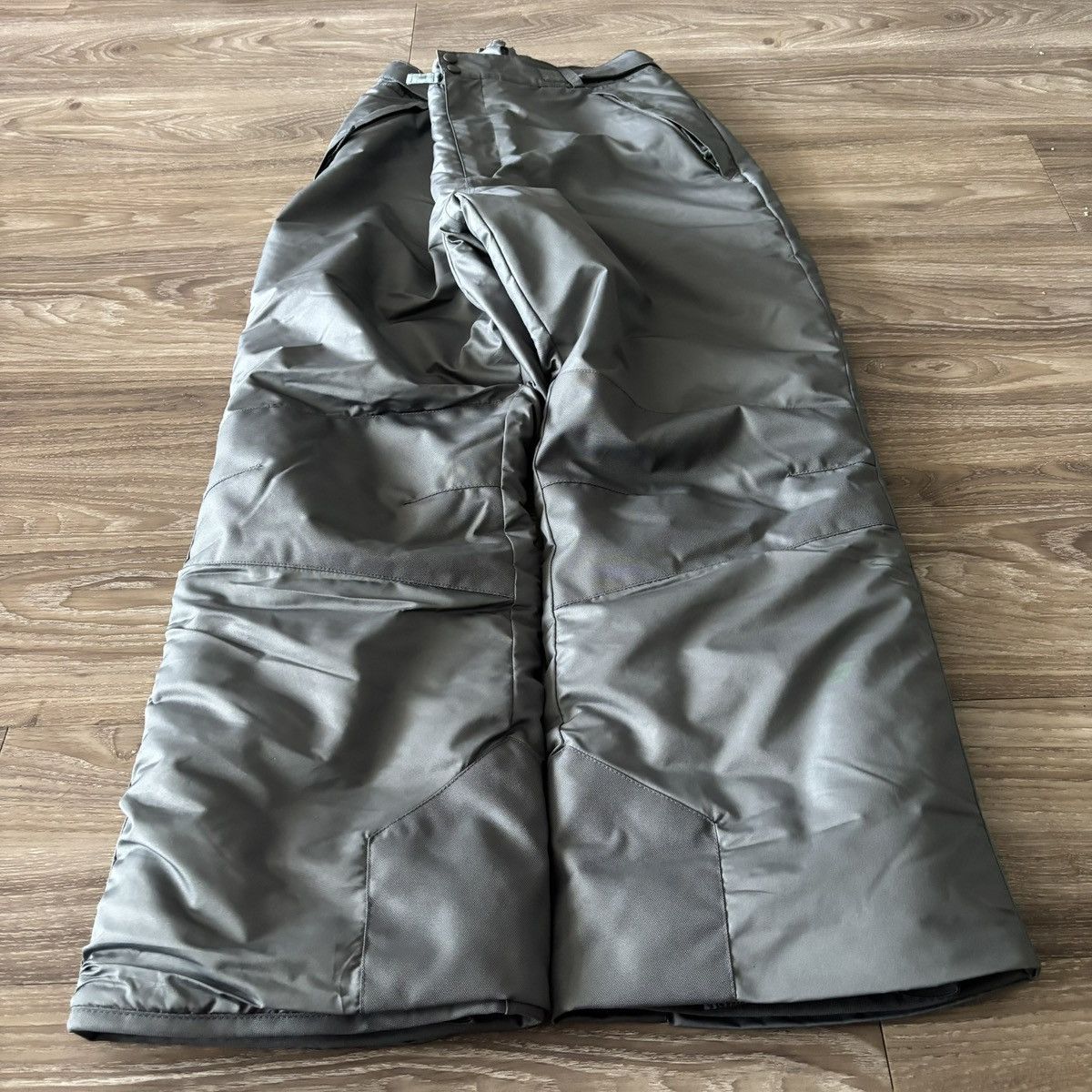Vintage Crazy Vintage Y2K/2000s Baggy Grey Ski Gorpcore Snow Pants! 36x30 Size US 36 / EU 52 - 3 Thumbnail
