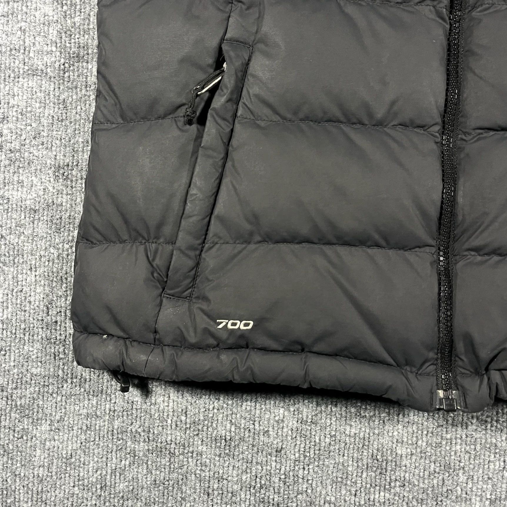 The North Face VINTAGE The North Face Vest Women's M Puffer 700 Down-Fill Black Zip Drawstring City Retro 90s Size M / US 6-8 / IT 42-44 - 3 Thumbnail