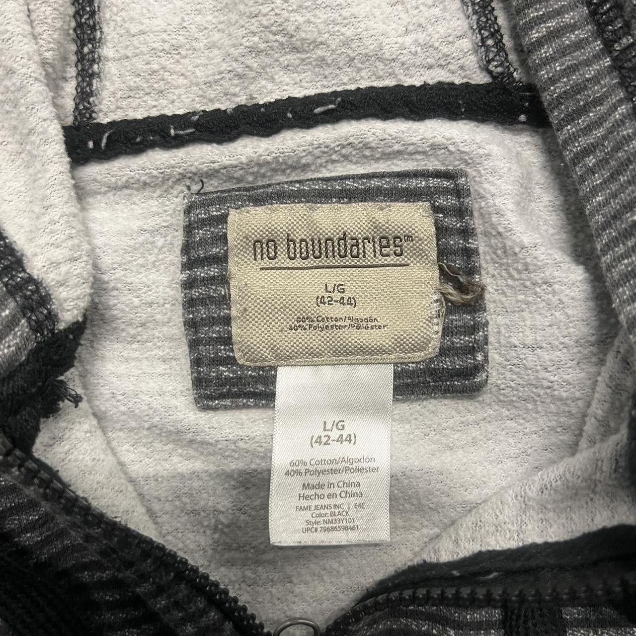 Vintage Crazy Vintage Y2K/2000s Striped White and Blank Zipup Hoodie! Size US L / EU 52-54 / 3 - 3 Thumbnail