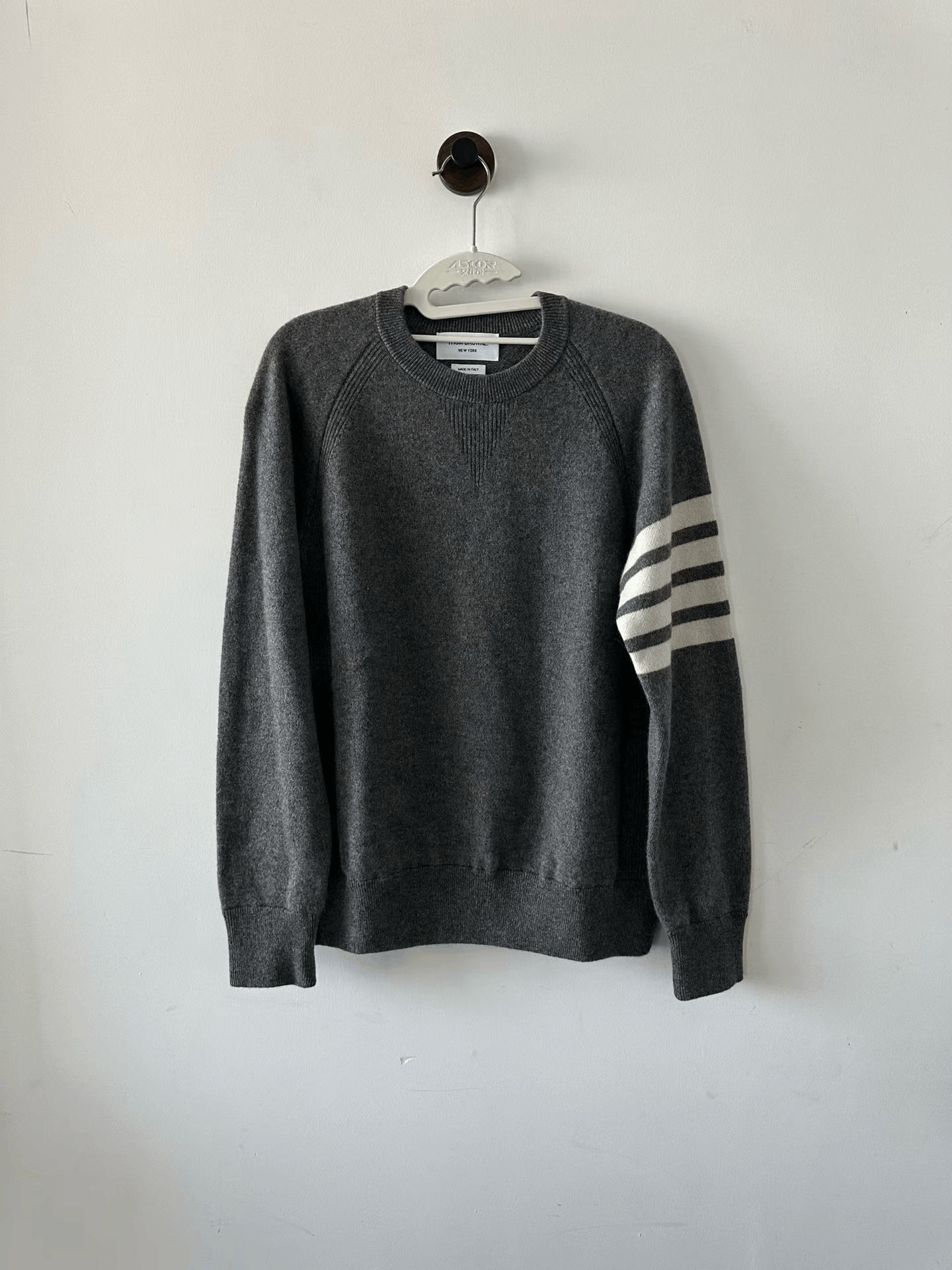 Thom Browne Thom Browne Medium Gray Cashmere Sweater Size US S / EU 44-46 / 1 - 1 Thumbnail