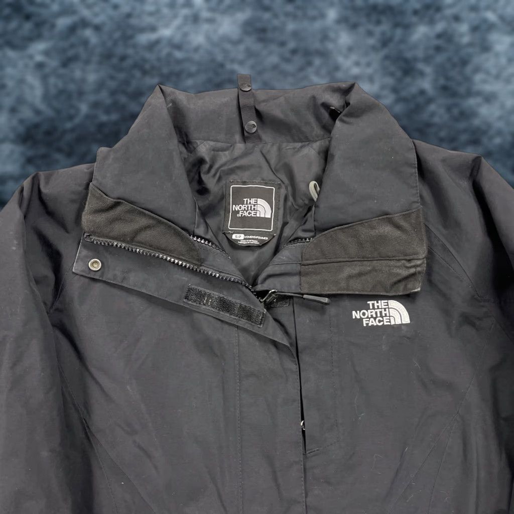 The North Face The North Face Womens Short Jacket Black HyVent Waterproof Full Zip Rain Hiking S Windbreaker Regular Fit Size S / US 4 / IT 40 - 1 Thumbnail