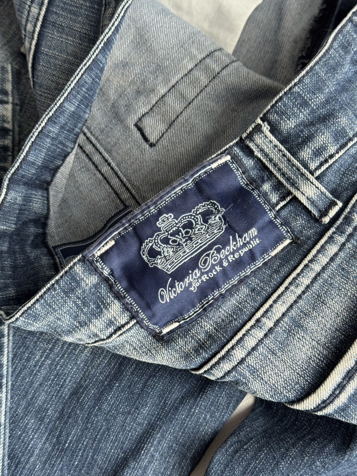 Victoria Beckham RARE VICTORIA BECKHAM FLARE JEANS Y2K If six was nine style Size 27" / US 4 / IT 40 - 7 Thumbnail