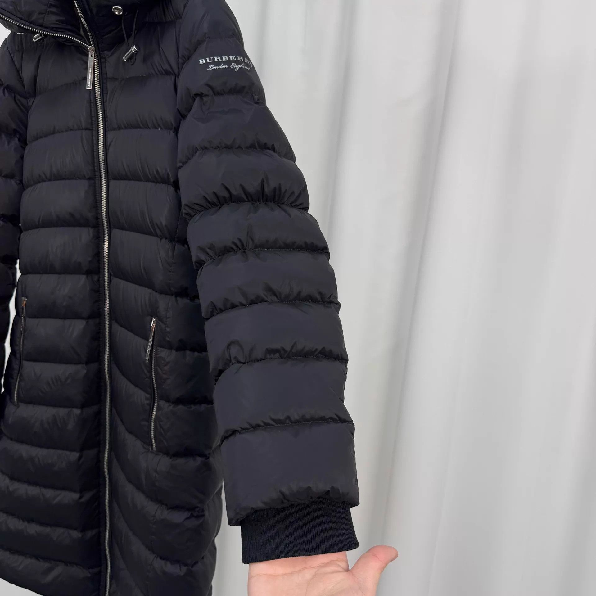 Burberry Burberry Printed Check Puffer M 95 New Cuff Defect Size M / US 6-8 / IT 42-44 - 4 Thumbnail