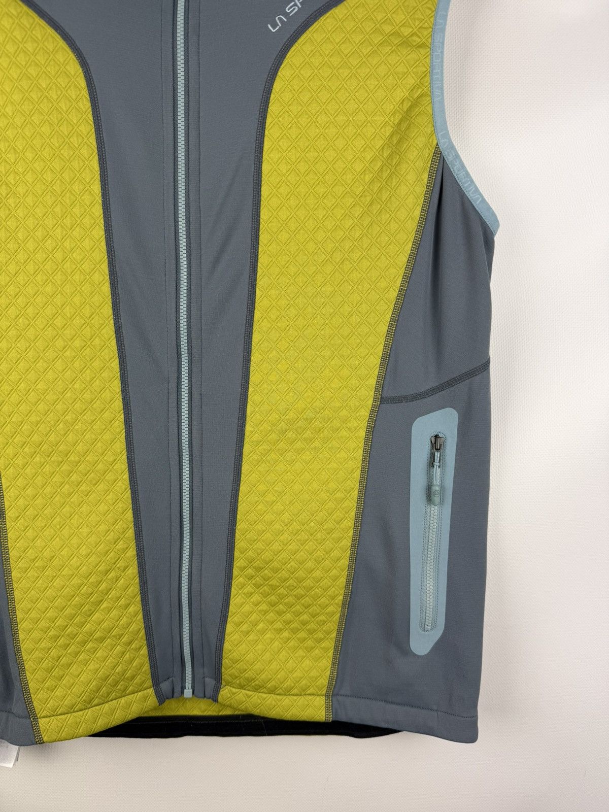 La Sportiva La Sportiva AW1718 Outdoor Hooded Dimension Vest Waistcoat Size US M / EU 48-50 / 2 - 6 Thumbnail