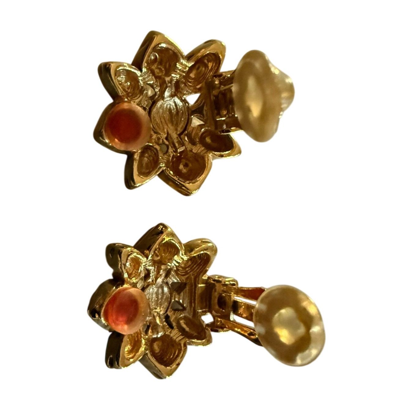 St. John Vintage St. John Gold-Tone Floral Clip-On Earrings 1 Inch Di Size ONE SIZE - 6 Thumbnail