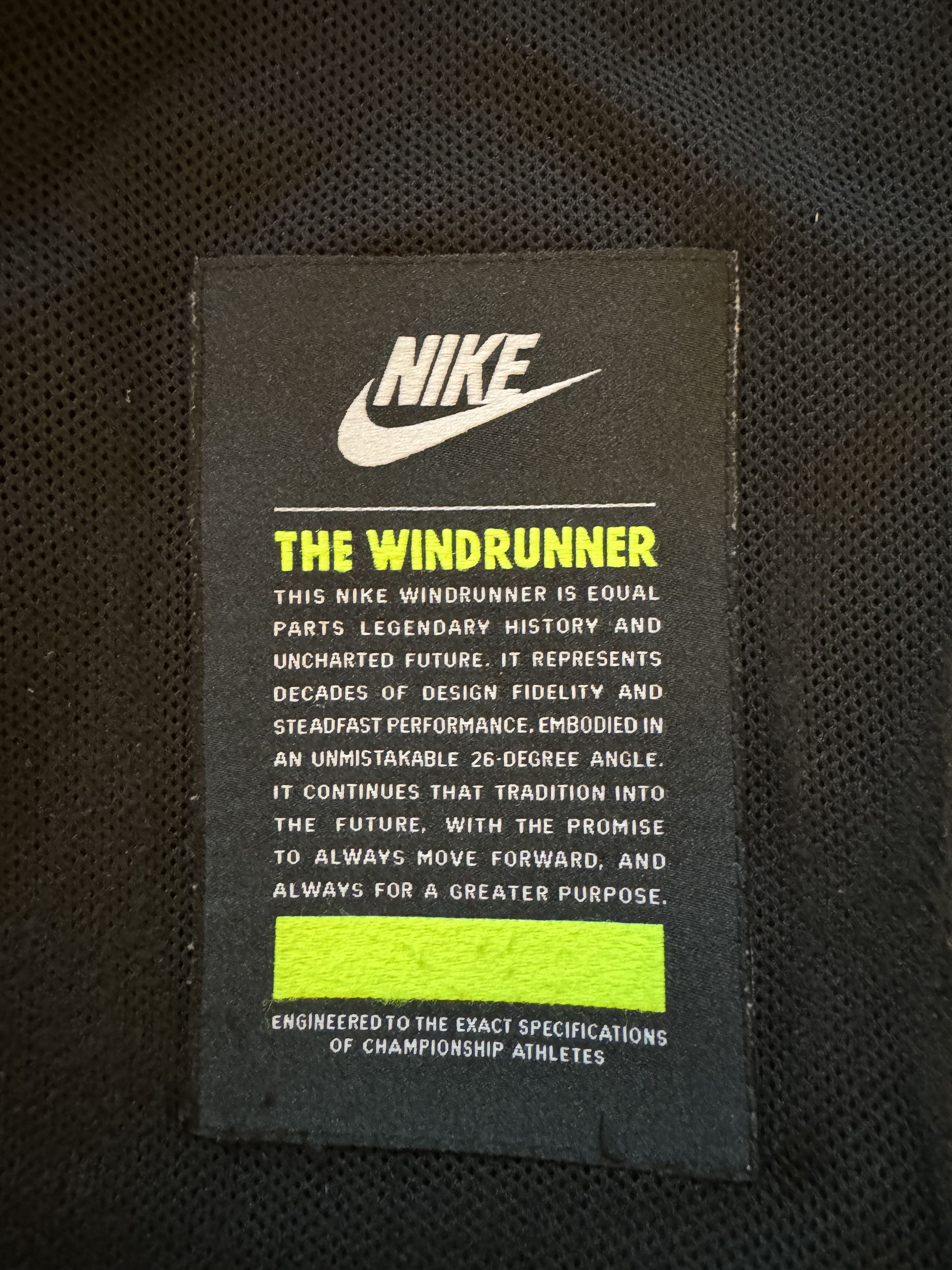 Nike Nike Windrunner Size US S / EU 44-46 / 1 - 6 Thumbnail