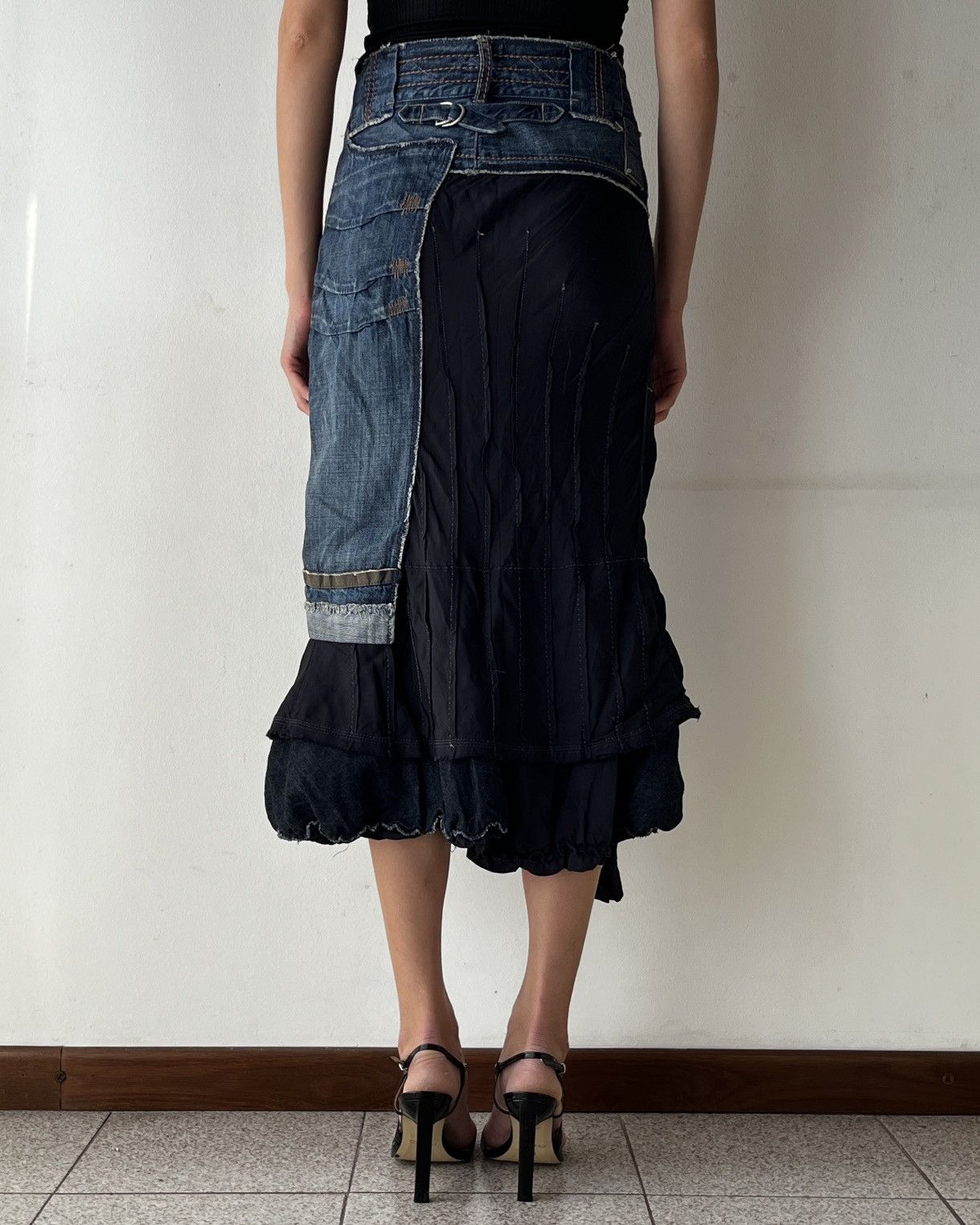 Marithe + Francois Girbaud Marithé & François Girbaud denim skirt Size 27" / US 4 / IT 40 - 14 Thumbnail