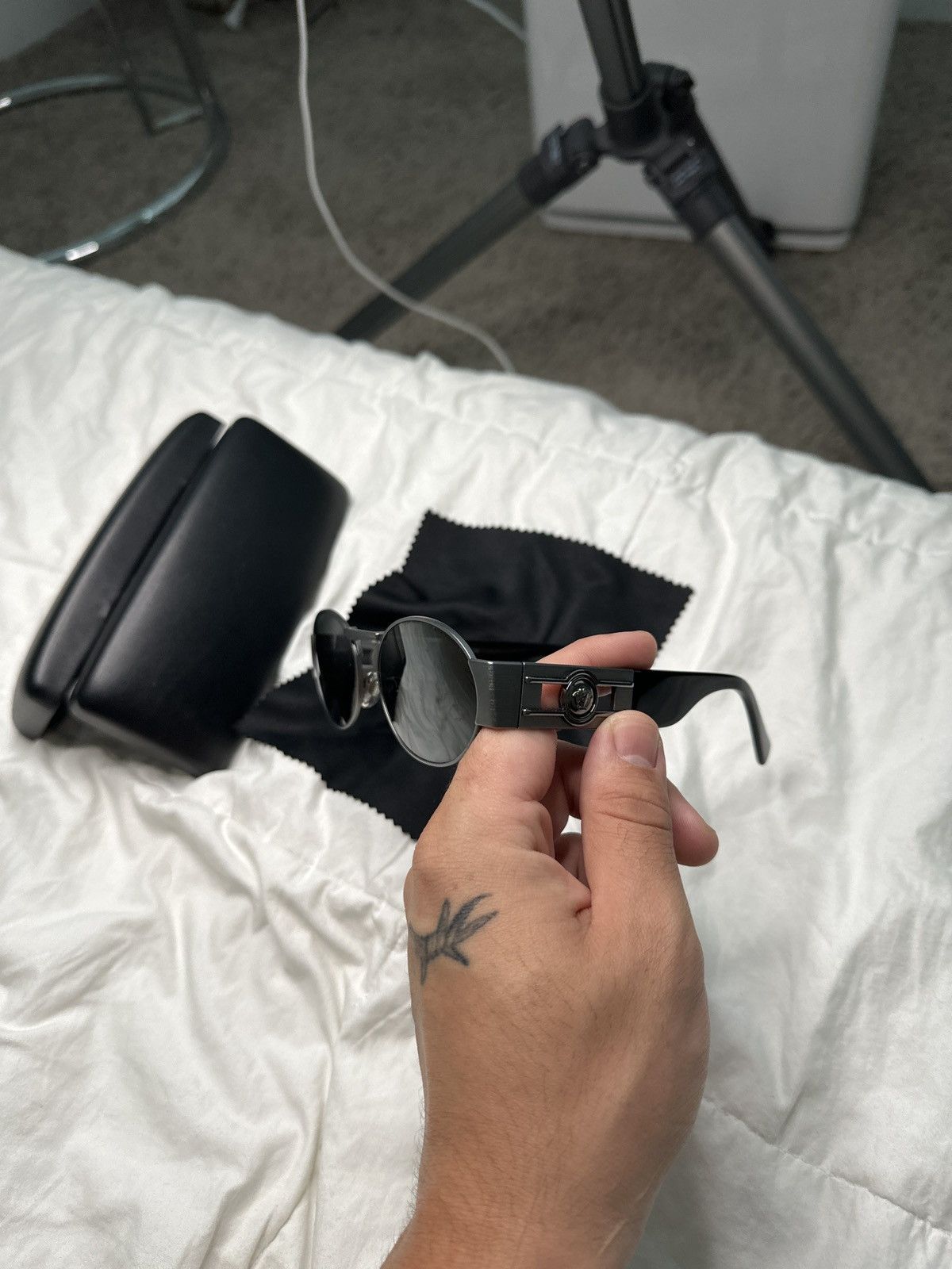 Versace Black and grey Versace sunglasses purchased from neiman Size ONE SIZE - 3 Thumbnail