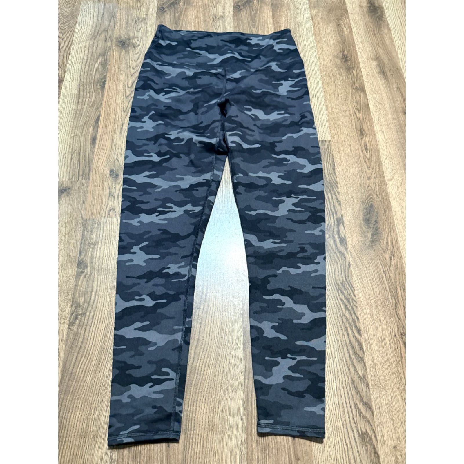 Vintage Maurices Leggings Women's Medium Black Gray Camouflage High Rise Stretch Size 32" / US 10 / IT 46 - 2 Thumbnail