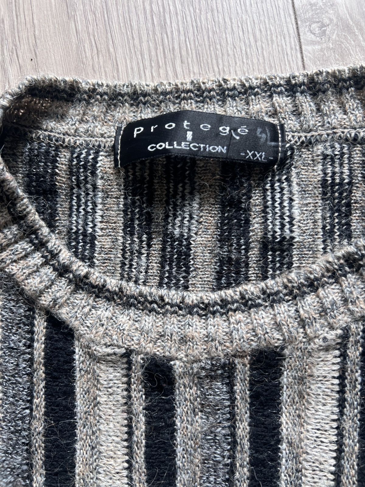 Vintage Vintage Protege Acrylic Mohair Sweater 90s Coogi Style Size US XXL / EU 58 / 5 - 2 Thumbnail