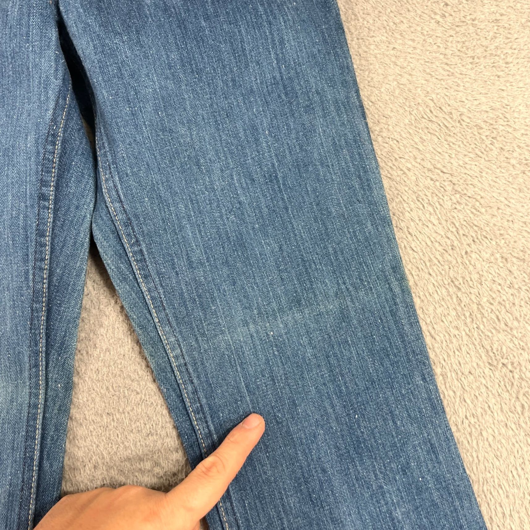 Levi's VINTAGE Levi's Jeans Flared Denim 28x34 Blue Bell Bottom 70s 80s Rock Hippie USA Mens Regular 5-Pocket Spring Summer Fall Winter Mid Rise Button Zip Size US 28 / EU 44 - 7 Thumbnail