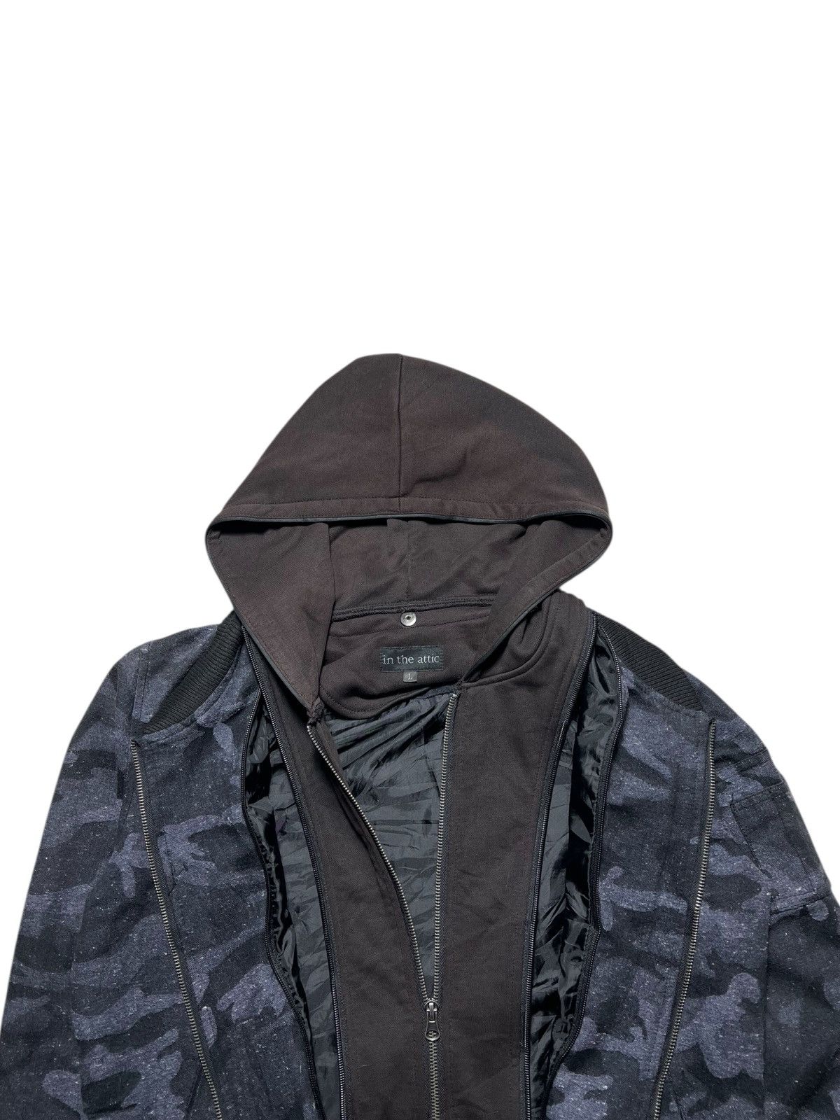 Japanese Brand 2000s In The Attic Japanese Double Layer Zipp Camo Hoodie Size US L / EU 52-54 / 3 - 7 Thumbnail