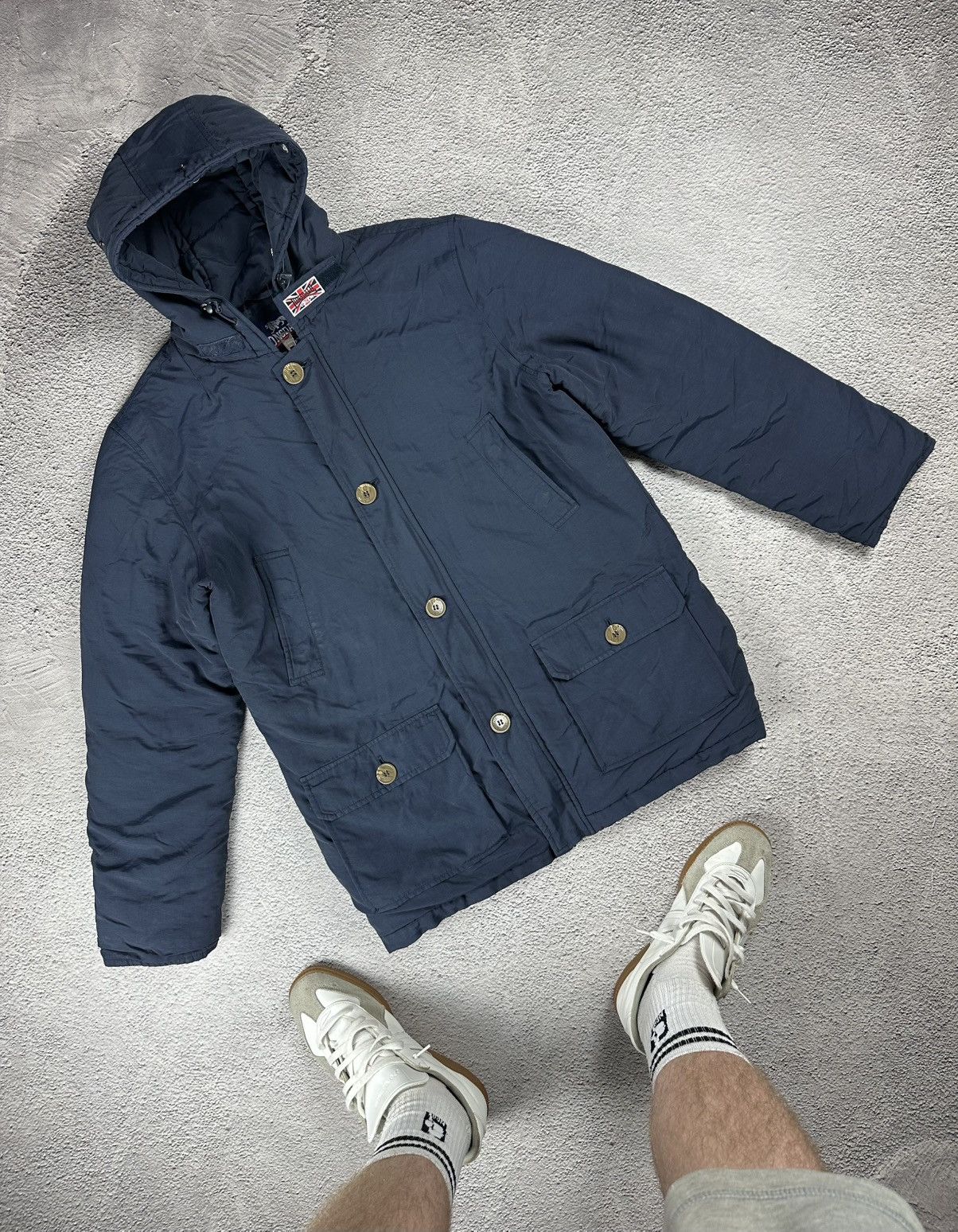Lonsdale Vintage Lonsdale Down Jacket Heavy Coat Y2K Parka Size US L / EU 52-54 / 3 - 1 Thumbnail