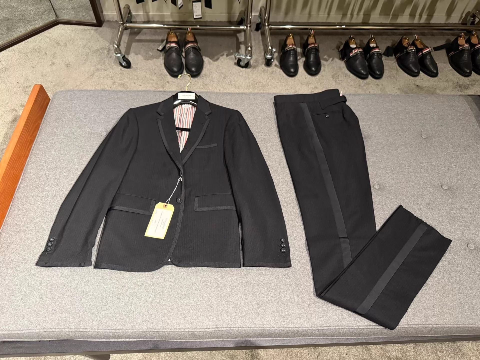 Thom Browne Thom Browne Classic Black Piping Wool Suit Size0 Size US XS / EU 42 / 0 - 3 Thumbnail