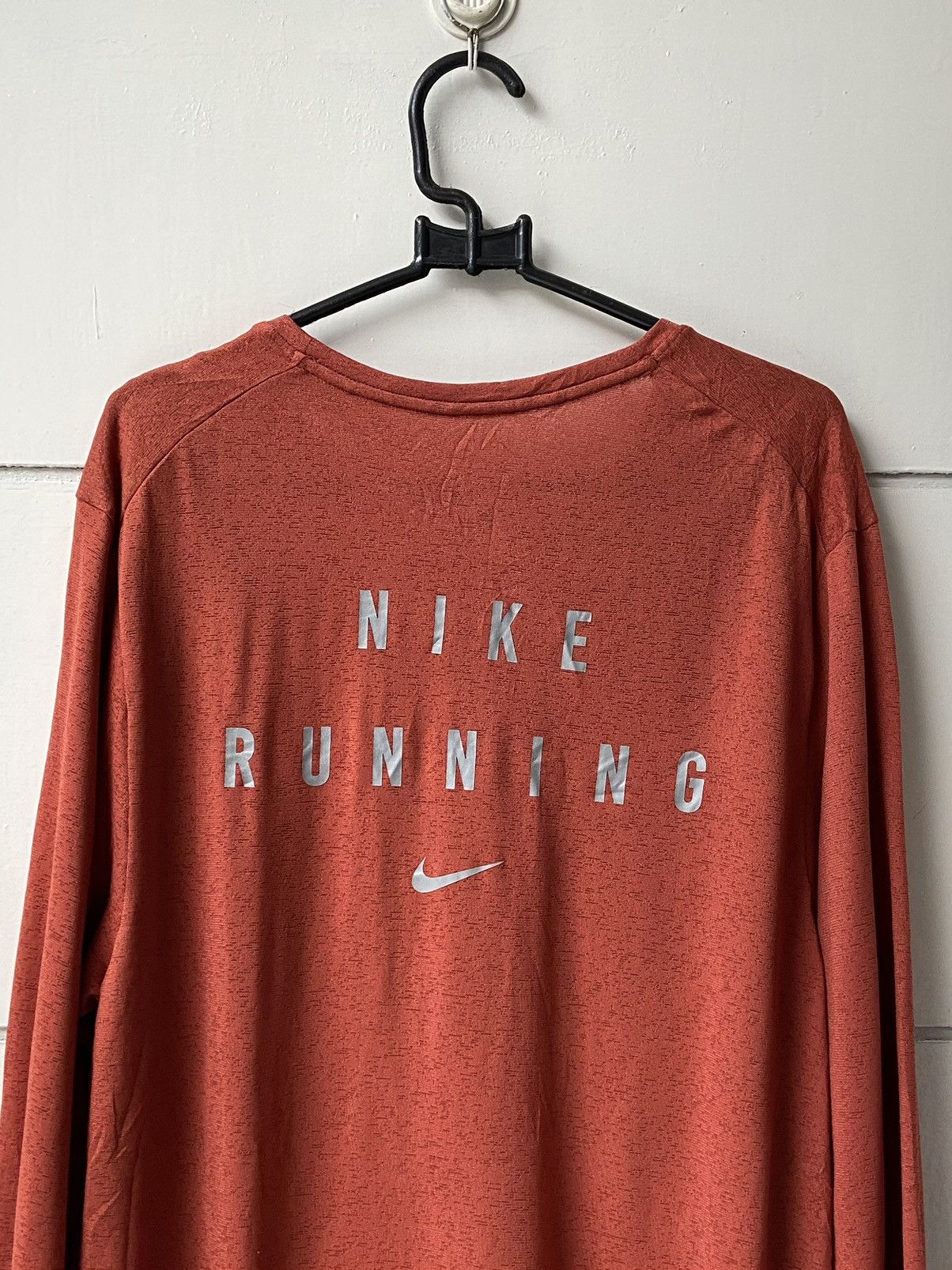 Nike NIKE DRI-FIT Long Sleeve T-shirt Size US S / EU 44-46 / 1 - 6 Thumbnail