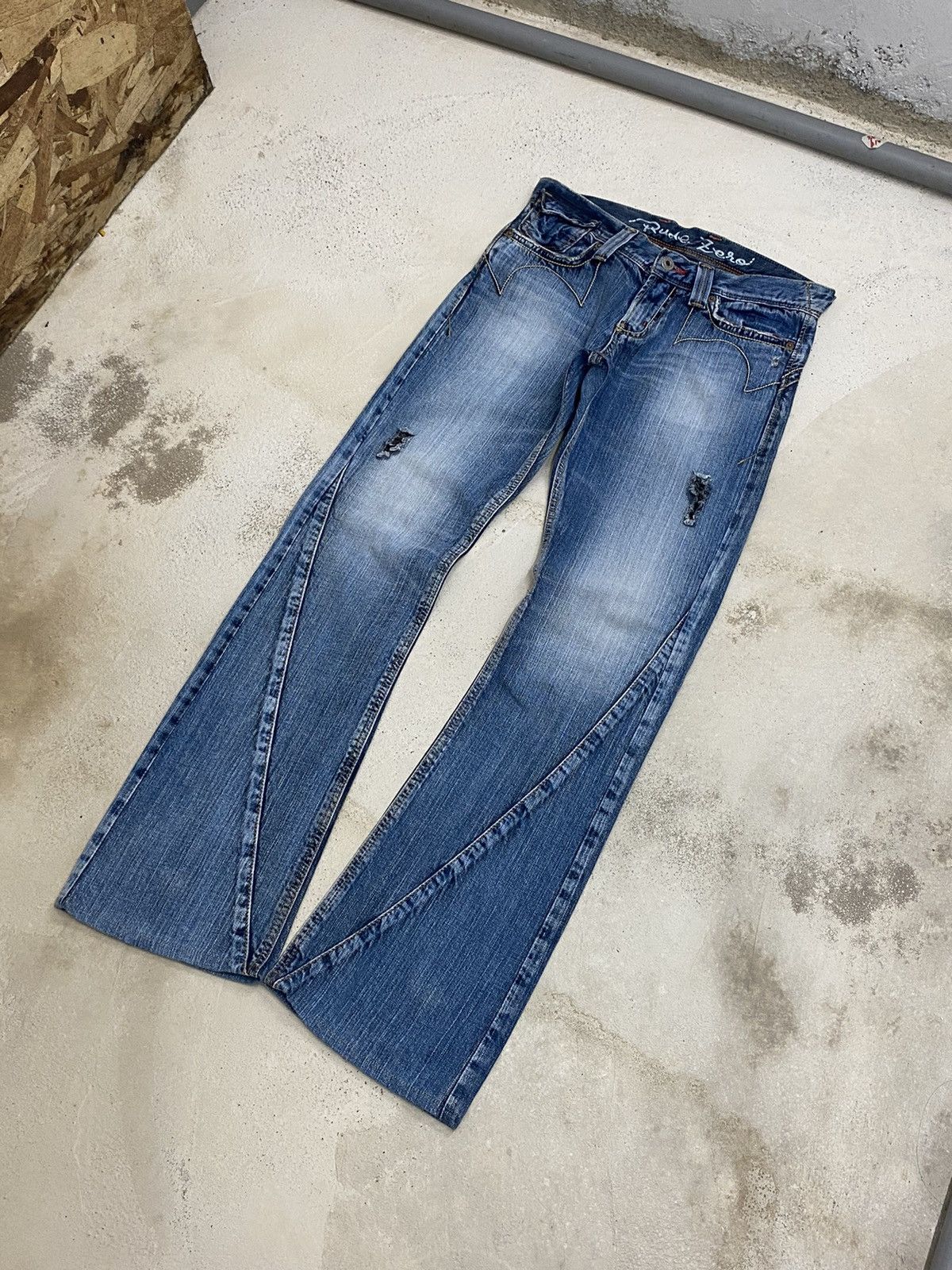 If Six Was Nine × Japanese Brand × Tornado Mart Vintage Edwin Engineer Distressed Light Wash Buckle Button Size US 30 / EU 46 - 4 Thumbnail