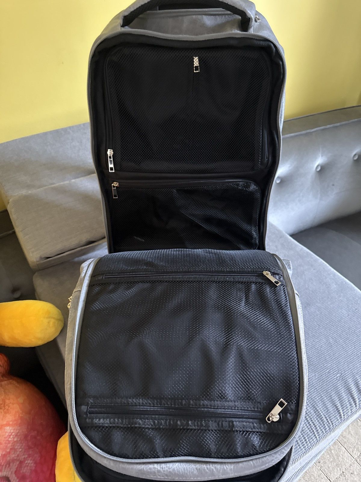 Other Rolling shoe bag /backpack/suitcase Size ONE SIZE - 4 Thumbnail