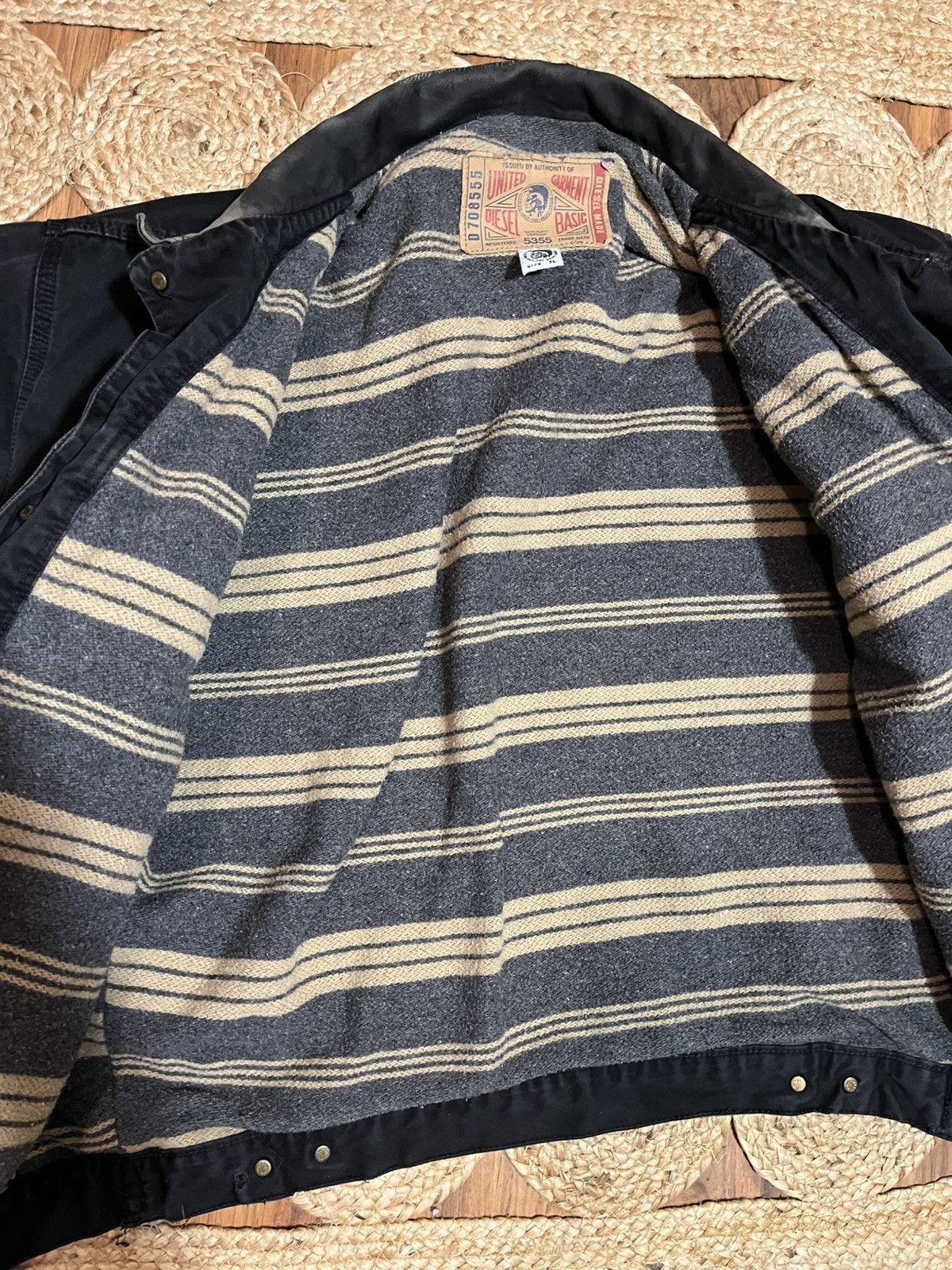 Diesel × Vintage 90s distressed Diesel blanket lined denim jeans jacket worn Size US XL / EU 56 / 4 - 3 Thumbnail