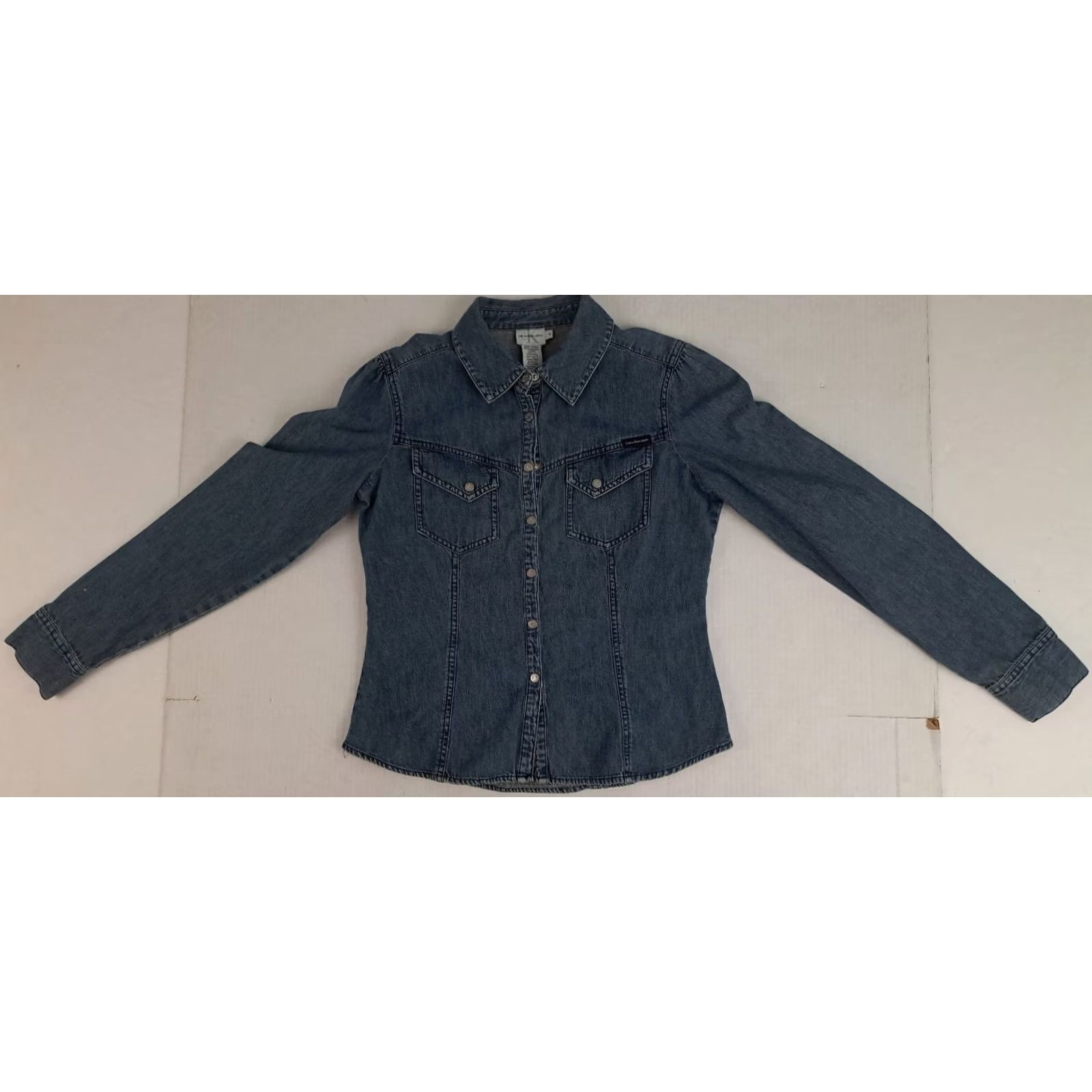 Vintage VINTAGE Calvin Klein Jeans Shirt Woman Western Denim Blue Button-Up Long Sleeve Cotton Pockets 22in Size M / US 6-8 / IT 42-44 - 2 Thumbnail
