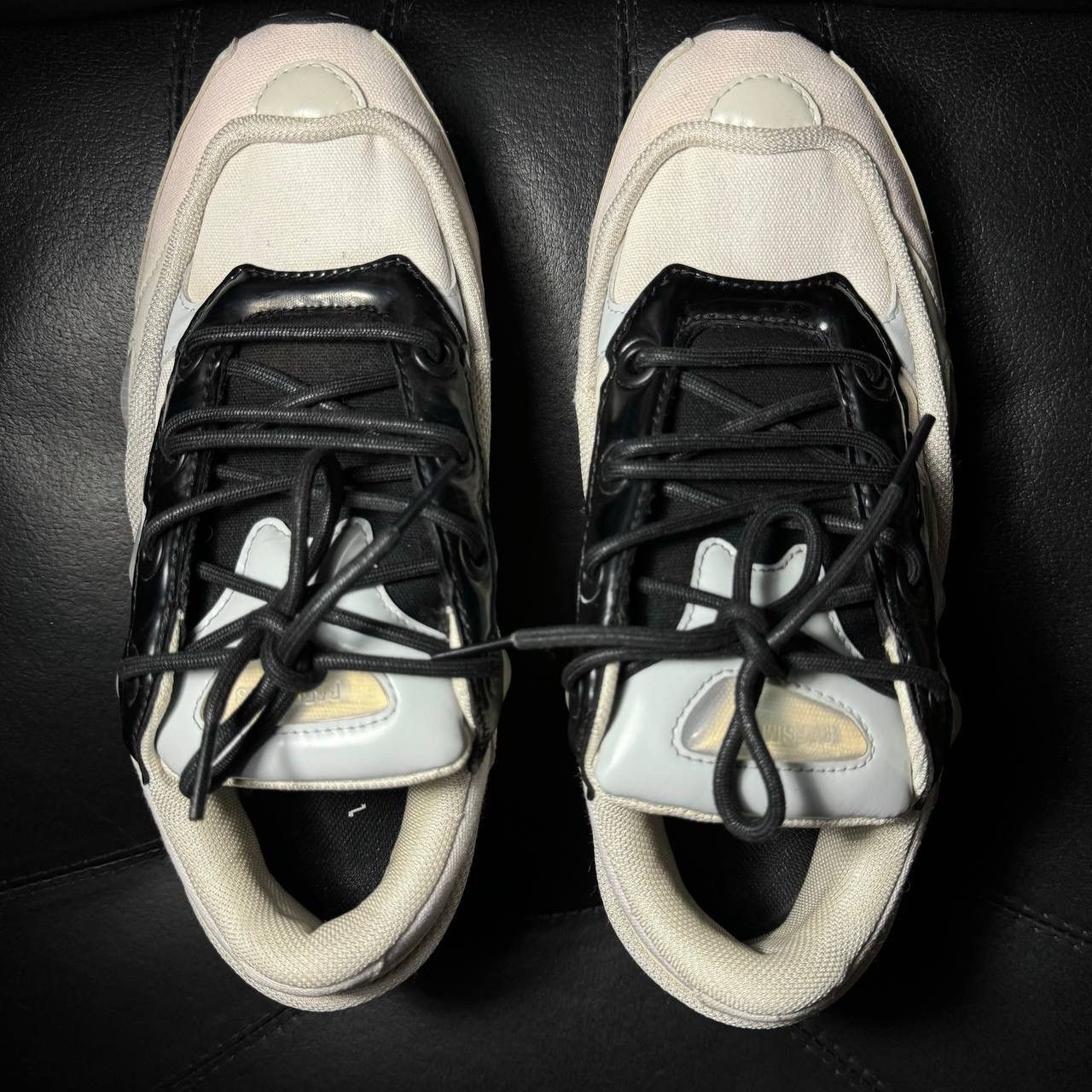 Adidas × Raf Simons 8US Adidas Raf Simons Ozweego cream white Size US 8 / EU 41 - 7 Thumbnail