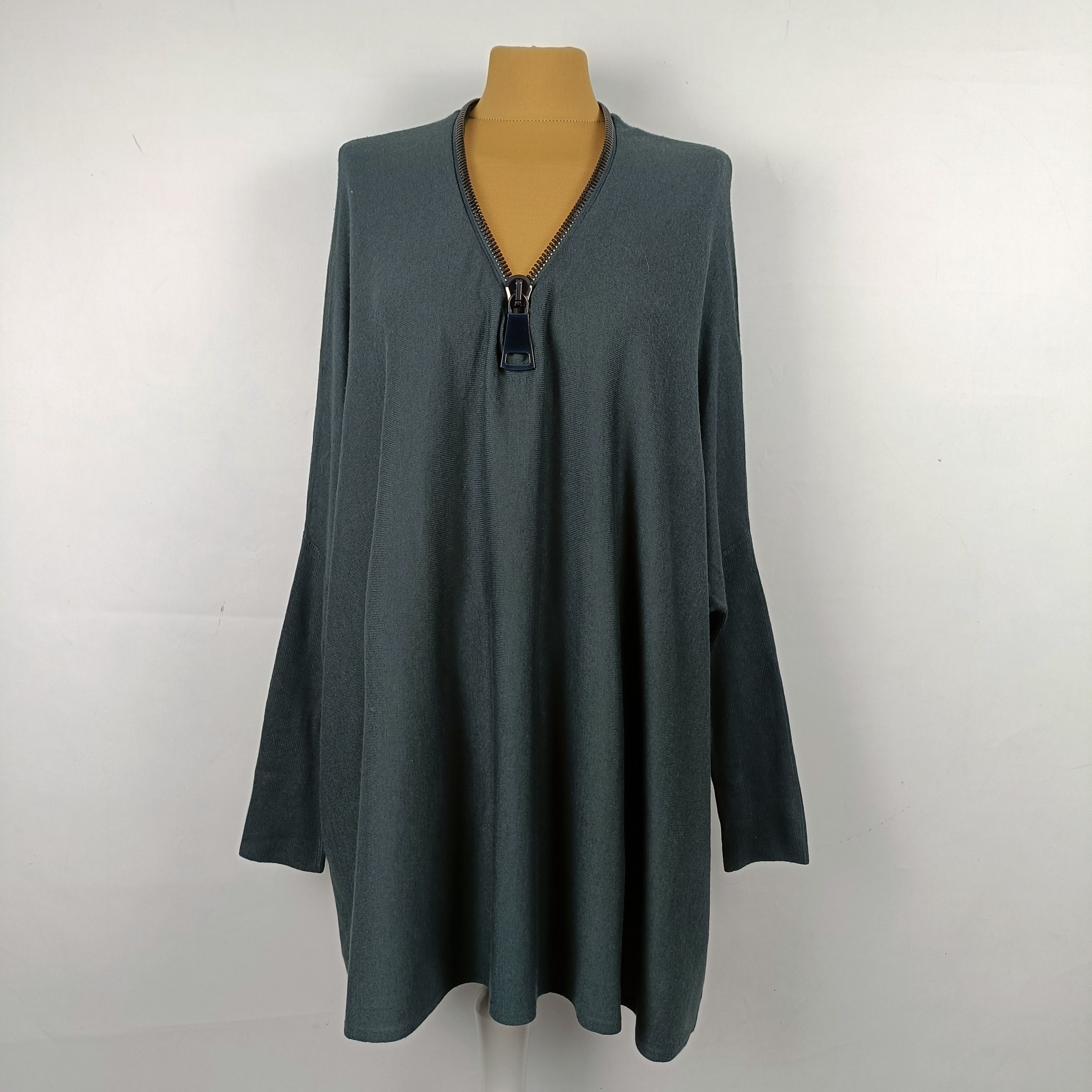 image of Hotel Particulier Women's Gray Silk Cashmere Sweater ! in Grey (Size Medium)