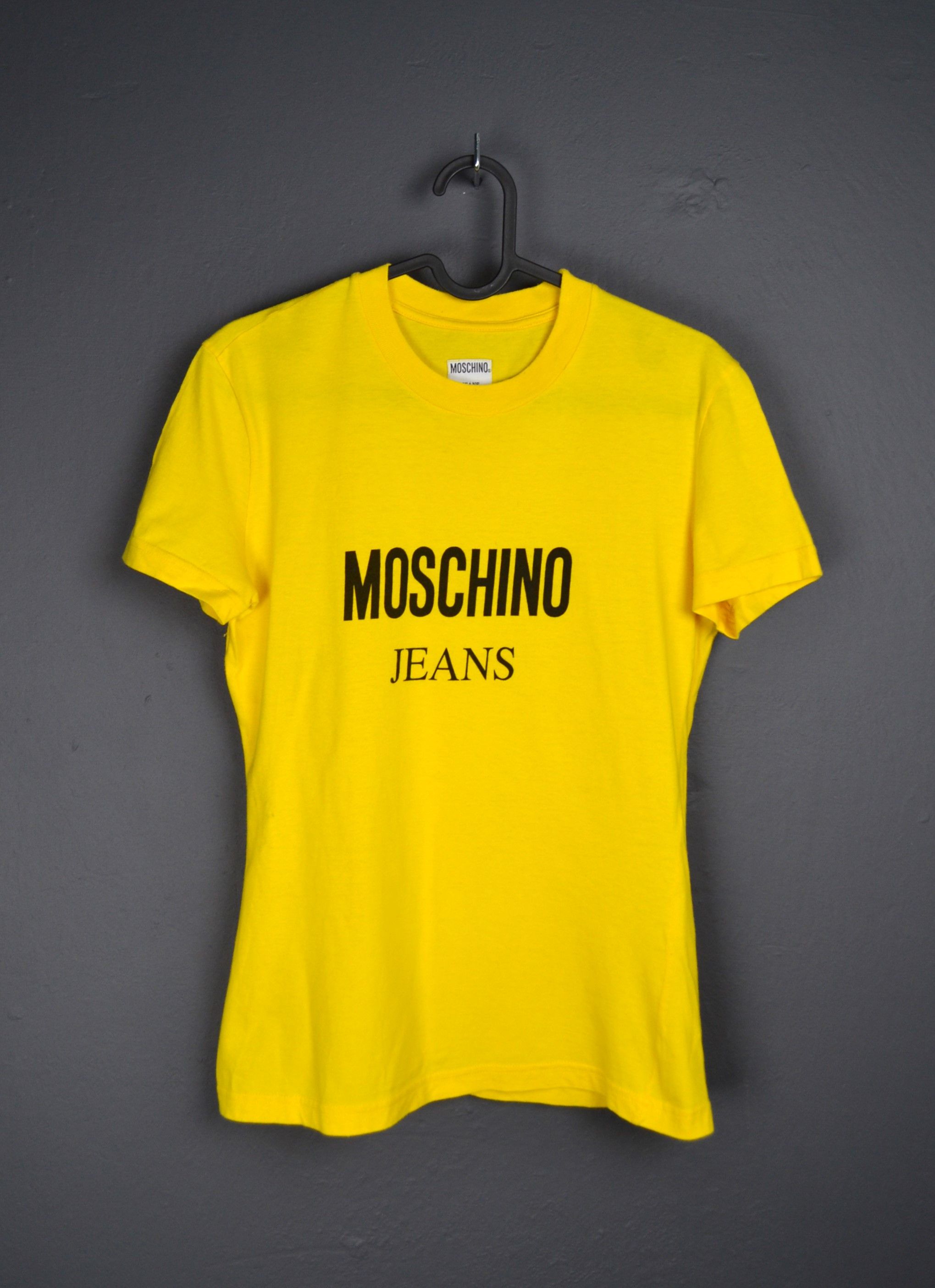 Moschino Moschino Jeans Vintage Early 1990s Yellow T-shirt Italy Size L / US 10 / IT 46 - 1 Thumbnail