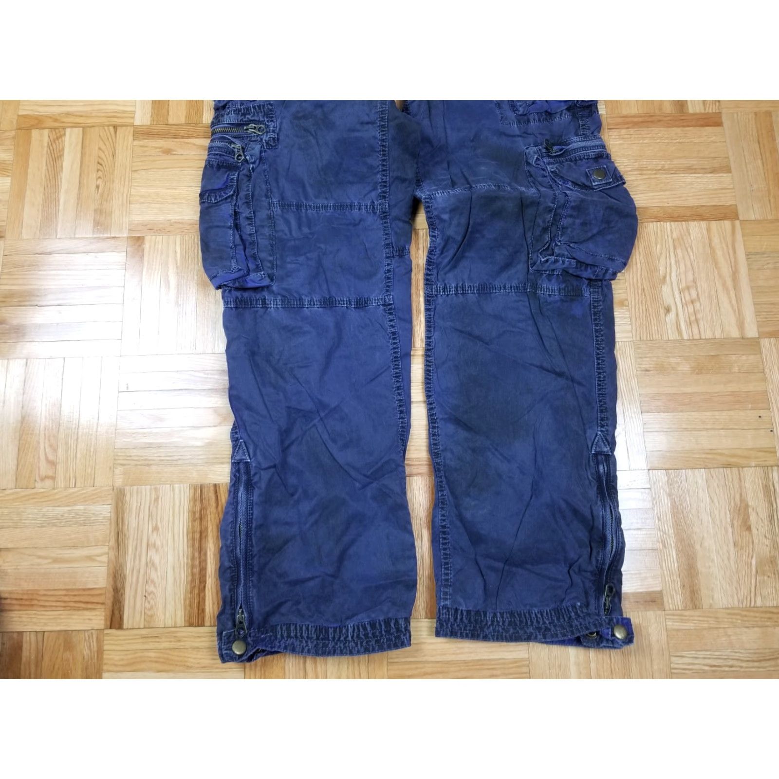 Ralph Lauren RALPH LAUREN POLO NAVY DISTRESSED DYED WASH CARGO WOMEN'S PANTS SZ 8 USED Size 24" / US 00 / IT 34 - 3 Thumbnail