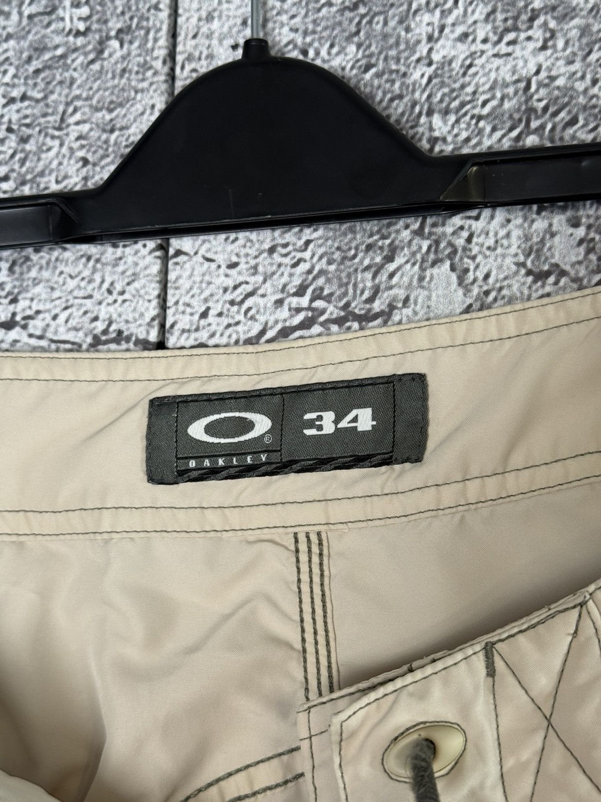 Oakley Vintage Oakley Beige Board Shorts Surf Swim Trunks Big Logo Size US 34 / EU 50 - 21 Thumbnail