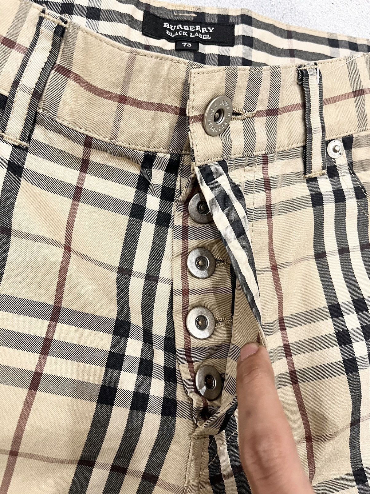 Burberry 2000s Burberry Black Label Nova Check Pants Size US 28 / EU 44 - 7 Thumbnail