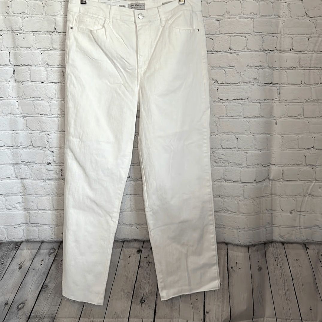 Vintage VINTAGE Social Standard Women’s White High Rise Crop Straight Jeans size 12 Size 34" / US 12 / IT 48 - 2 Thumbnail