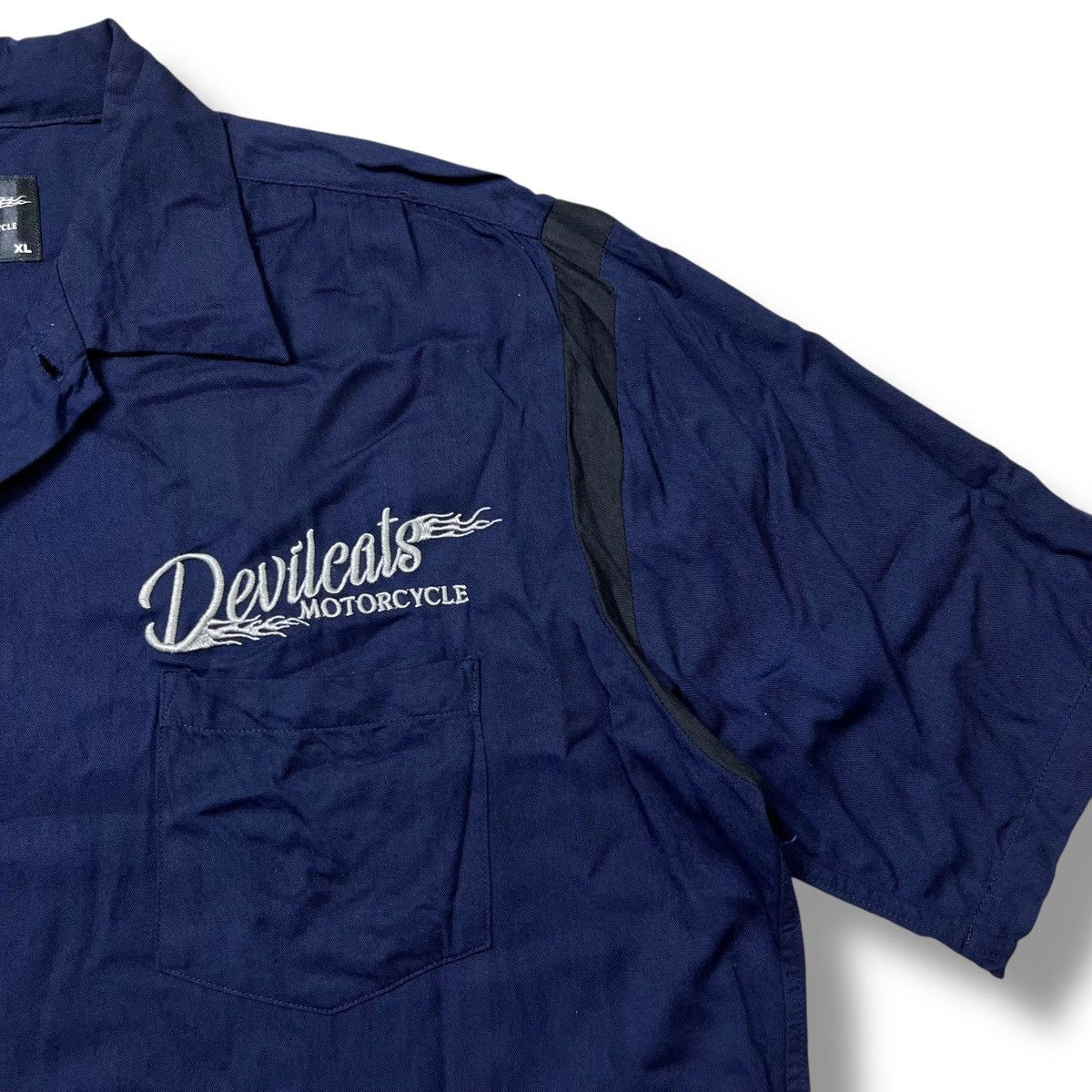 Indian Motorcycle Devilcats motorcycle bowling shirt rayon Size US XL / EU 56 / 4 - 4 Thumbnail