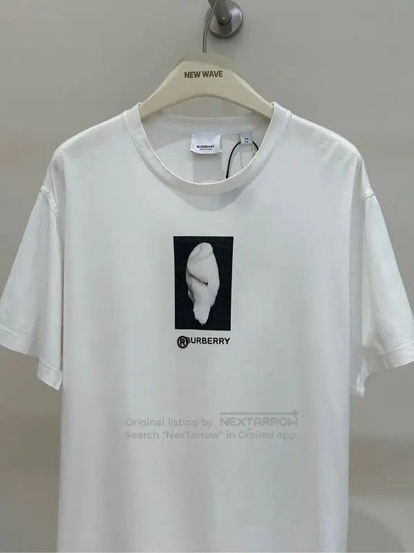 Burberry Burberry Short Sleeve Cotton Graphic Tee. Size US XS / EU 42 / 0 - 2 Thumbnail