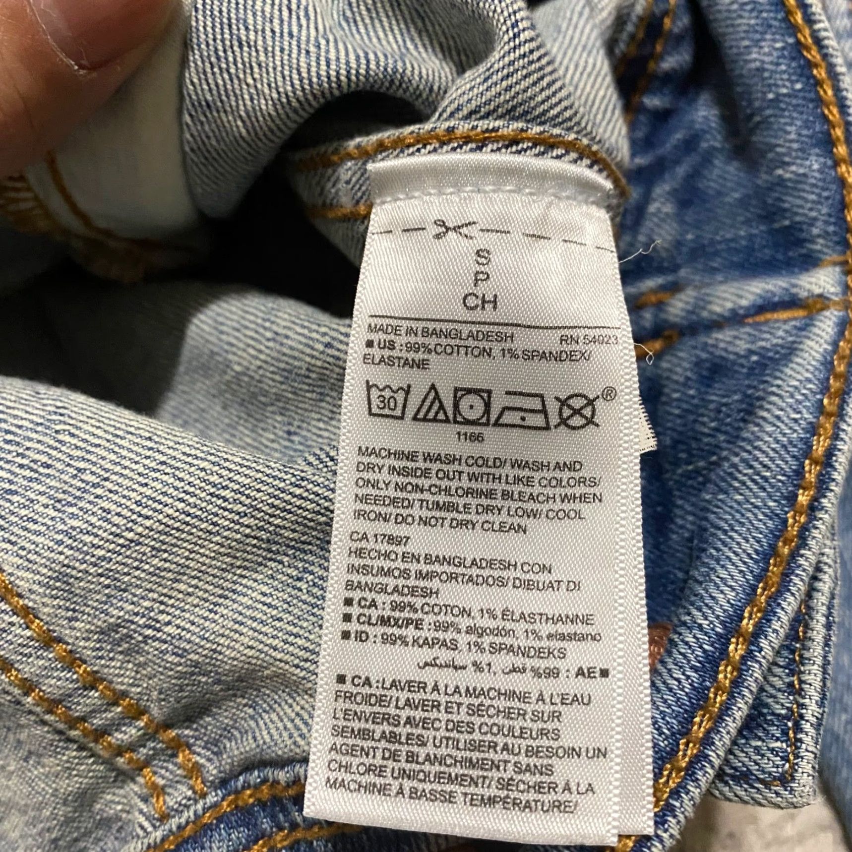 Old Navy Old Navy Womens Small Jean Jacket Blue Denim Button Up Long Sleeve Trucker Size S / US 4 / IT 40 - 7 Thumbnail
