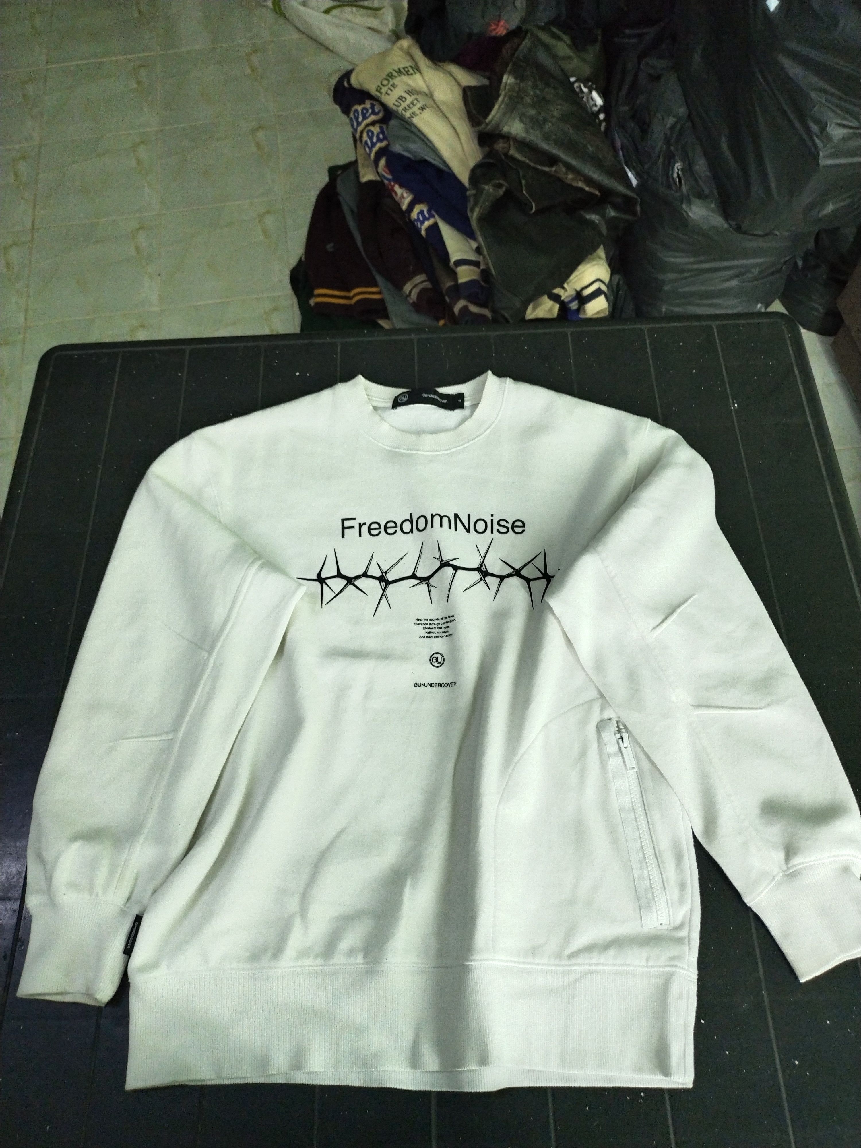 GU × Undercover GU x Undercover FreedomNoise White Sweatshirt Size US M / EU 48-50 / 2 - 2 Thumbnail