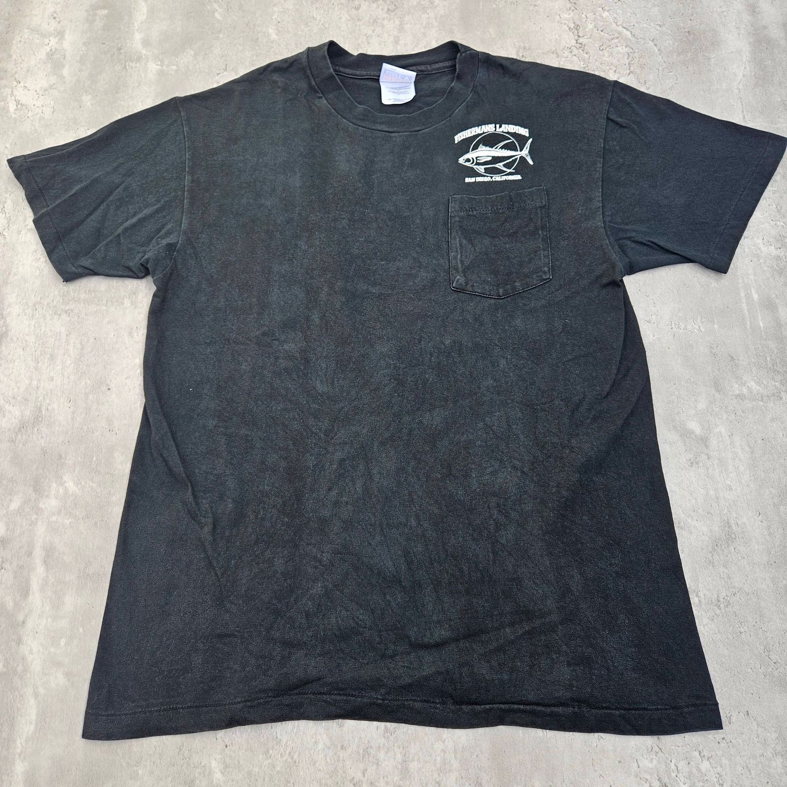 Nike Vintage Fishing Shirt Pocket Tee Size Large Single Stitch Size US L / EU 52-54 / 3 - 2 Thumbnail