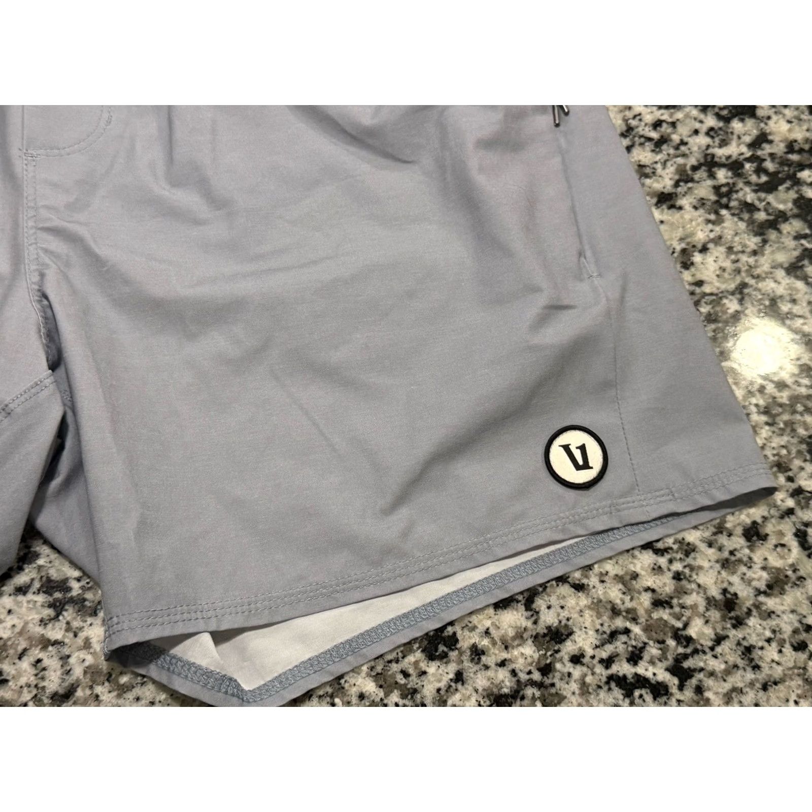 Vuori Vuori Shorts Mens Gray Unlined Performance Gym V369 Short Size US 33 - 2 Thumbnail