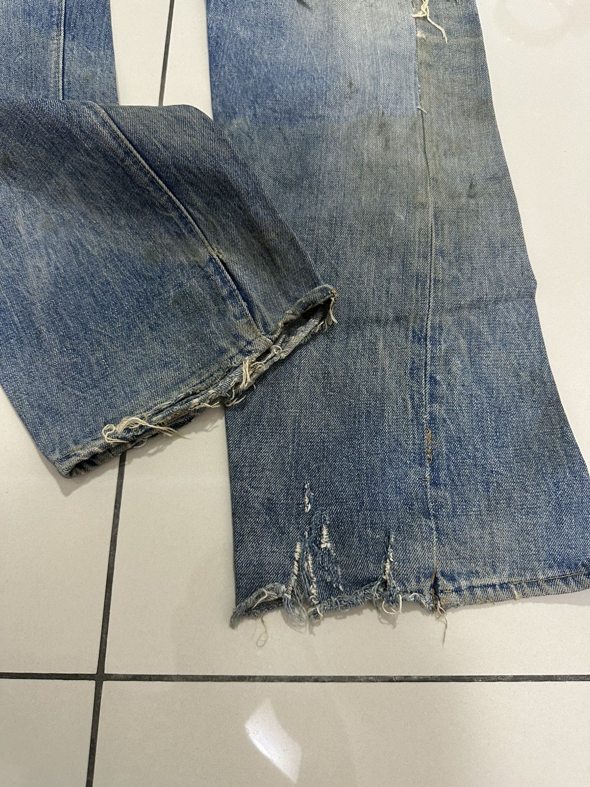 Levi's Vintage Clothing VTG 70’s Levi’s 501 Rindem Small e Jeans Button No6 Trash Size US 32 / EU 48 - 6 Thumbnail