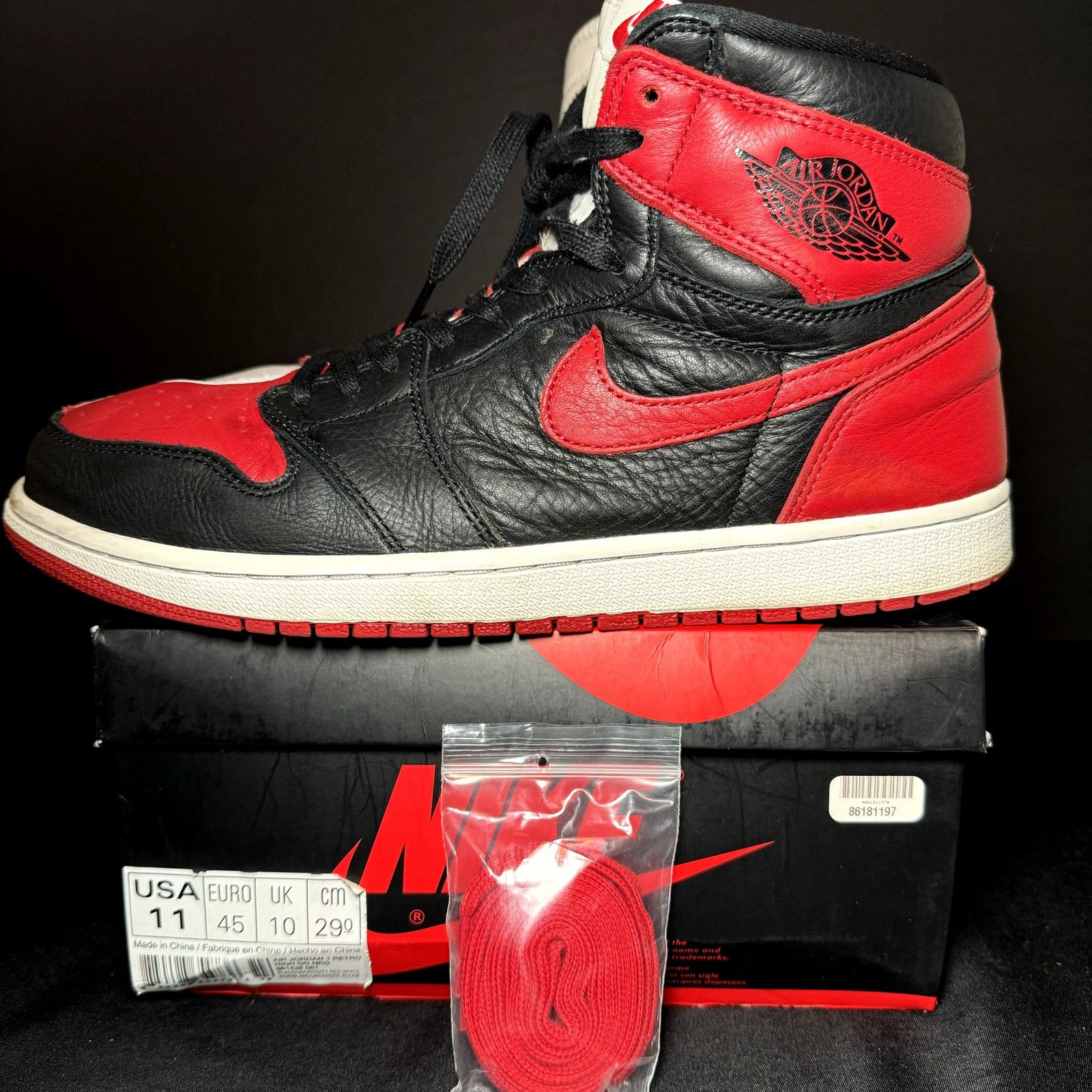 Jordan Brand × Nike Size 11 - Nike Air Jordan 1 Retro High OG NRG Homage to Home Size US 11 / EU 44 - 9 Thumbnail