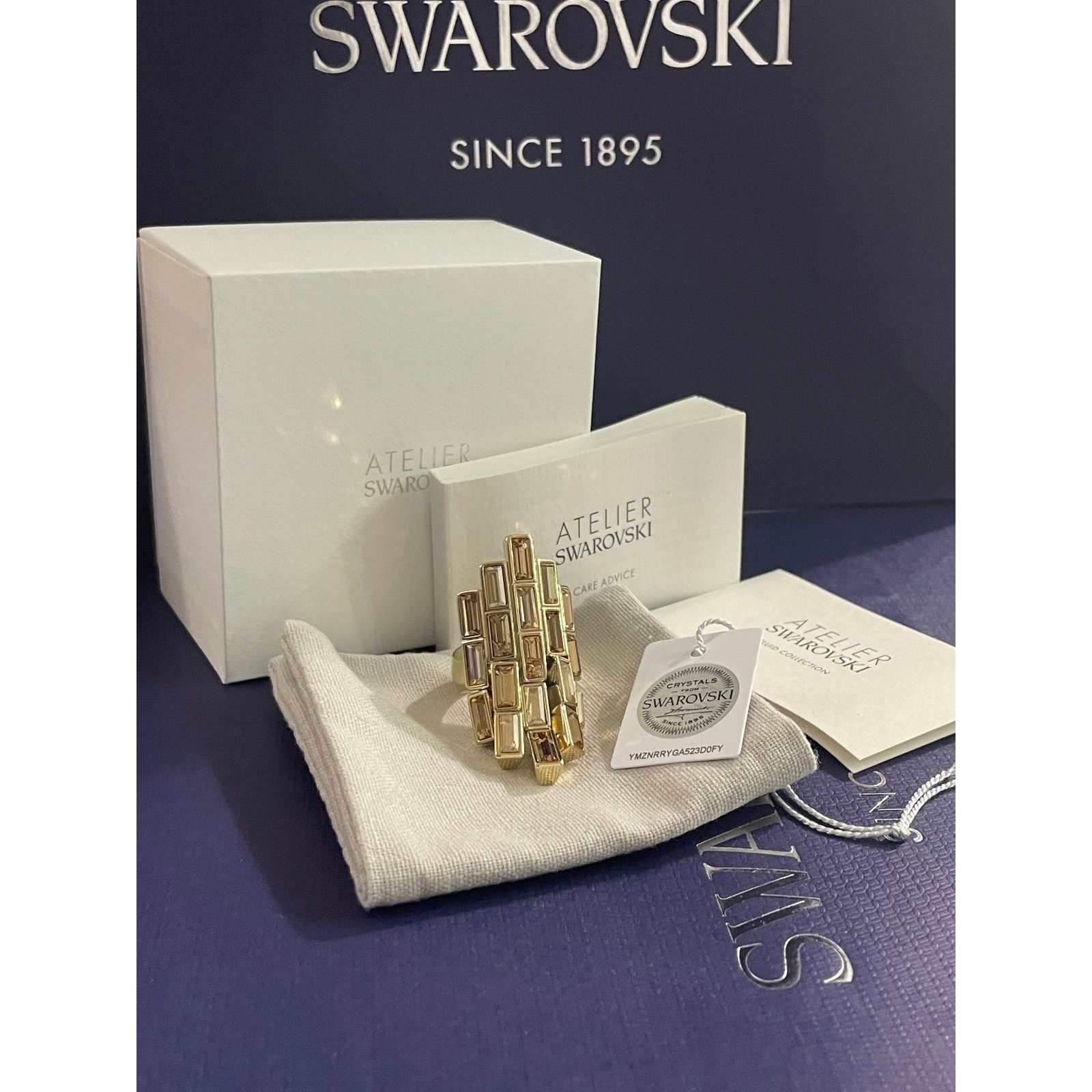 Swarovski Swarovski Atelier Fluid Azzurro Ring Golden Size 6/52 Size ONE SIZE - 1 Thumbnail