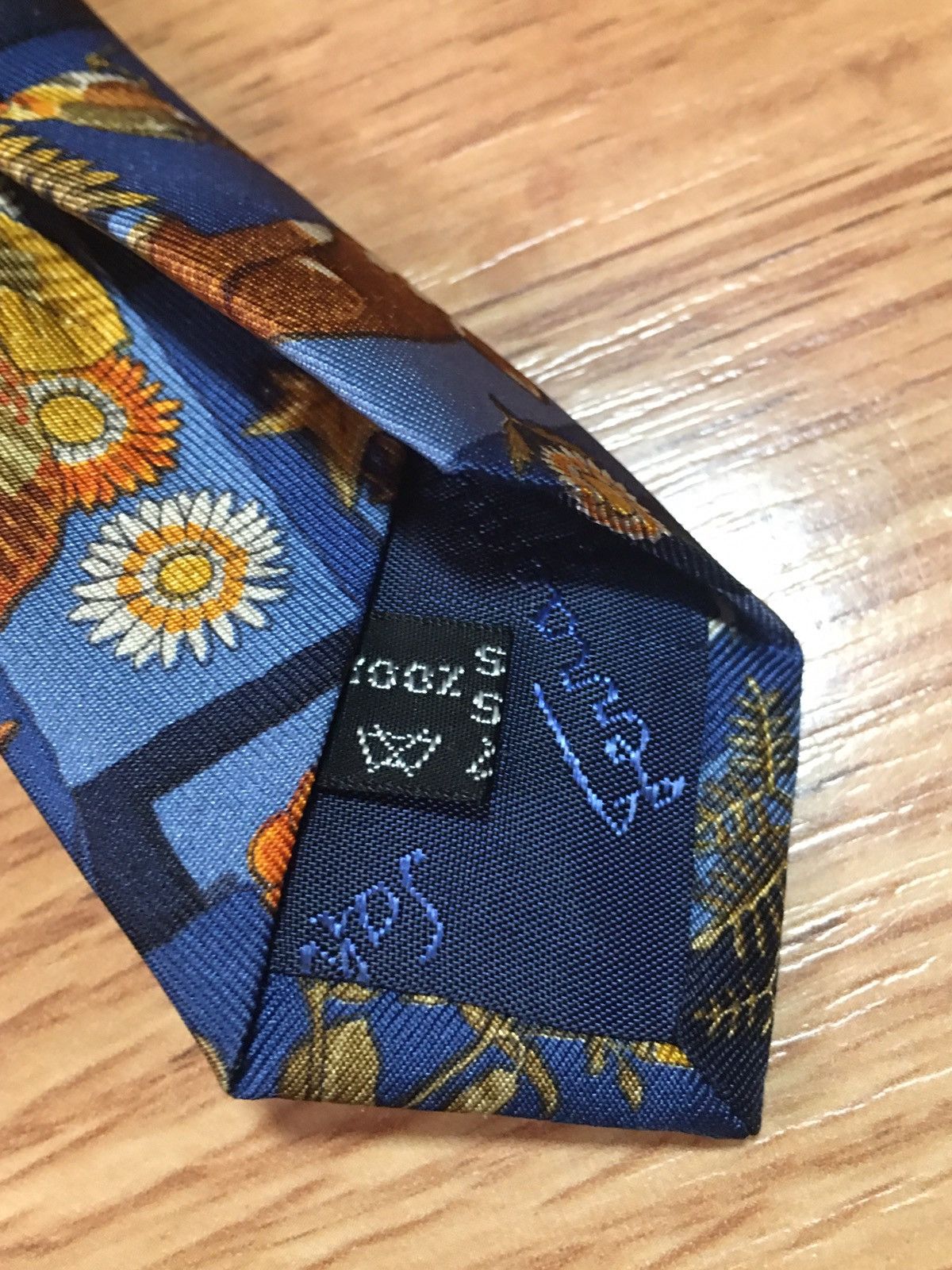 Salvatore Ferragamo Salvatore Ferragamo Floral Nature Print Silk Mens Tie Size ONE SIZE - 8 Thumbnail
