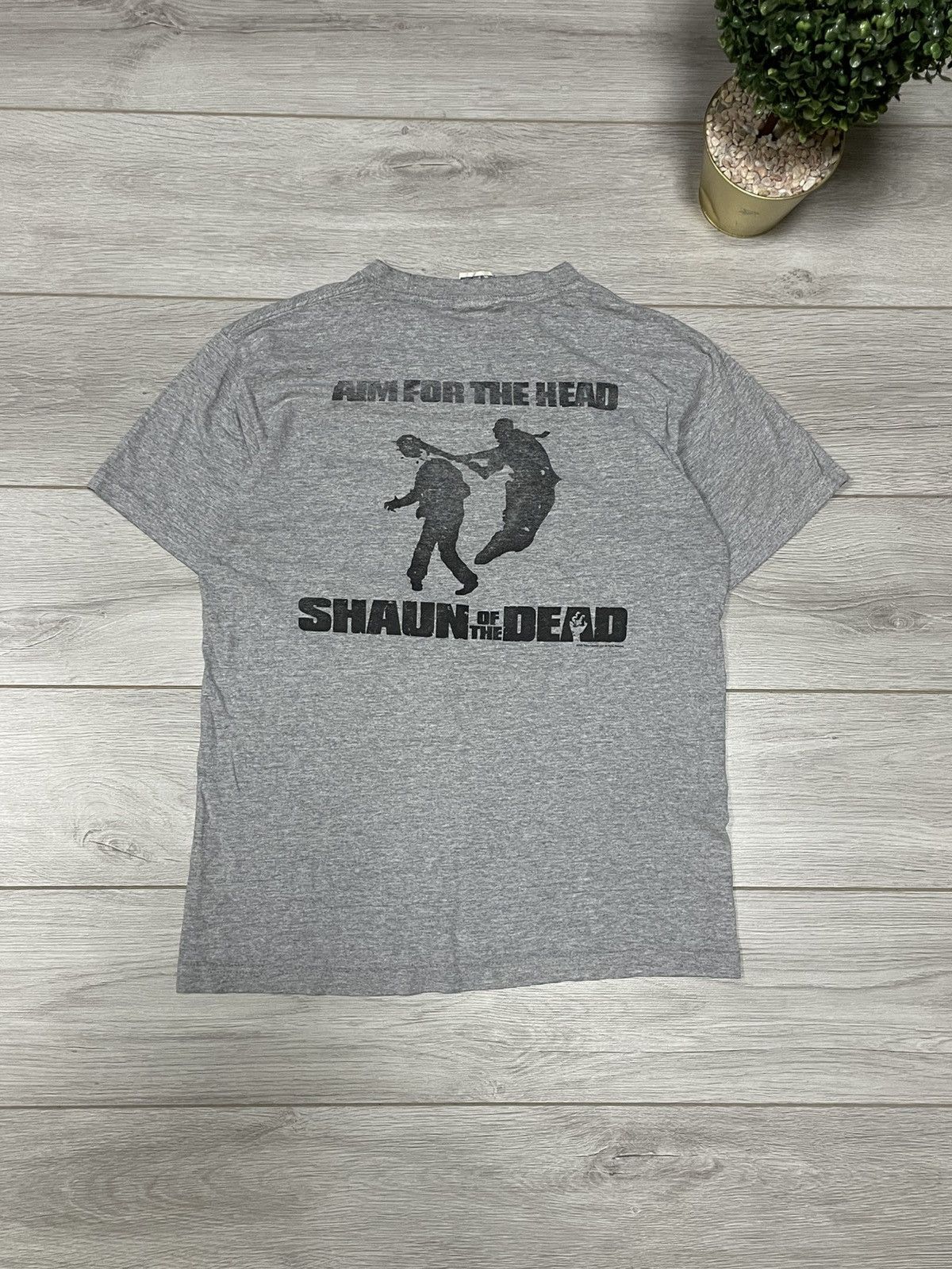 Vintage Vintage 00s Shaun Of The Dead 2005 T-Shirt Size US L / EU 52-54 / 3 - 2 Thumbnail
