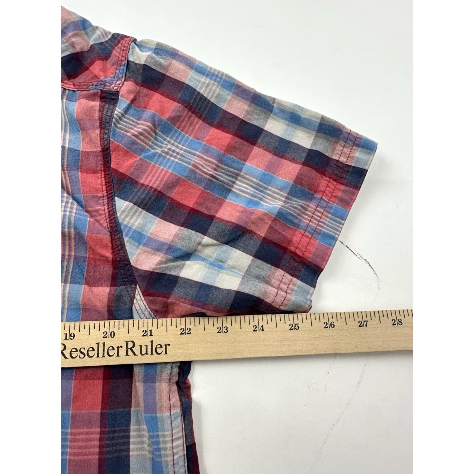 Levi's Levi’s Shirt Mens XL Plaid Button-Up Short Sleeve Casual Standard Fit Multicolor Button-Up Button-Front Classic Mens XL Plaid Shirt Size US XL / EU 56 / 4 - 6 Thumbnail